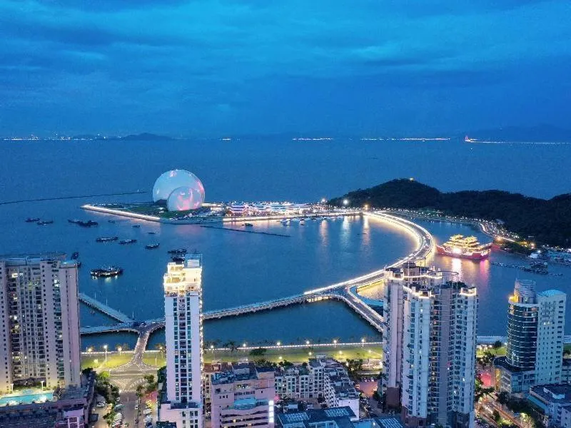 Lavande Hotels·Zhuhai Qinglv Middle Road Opera House