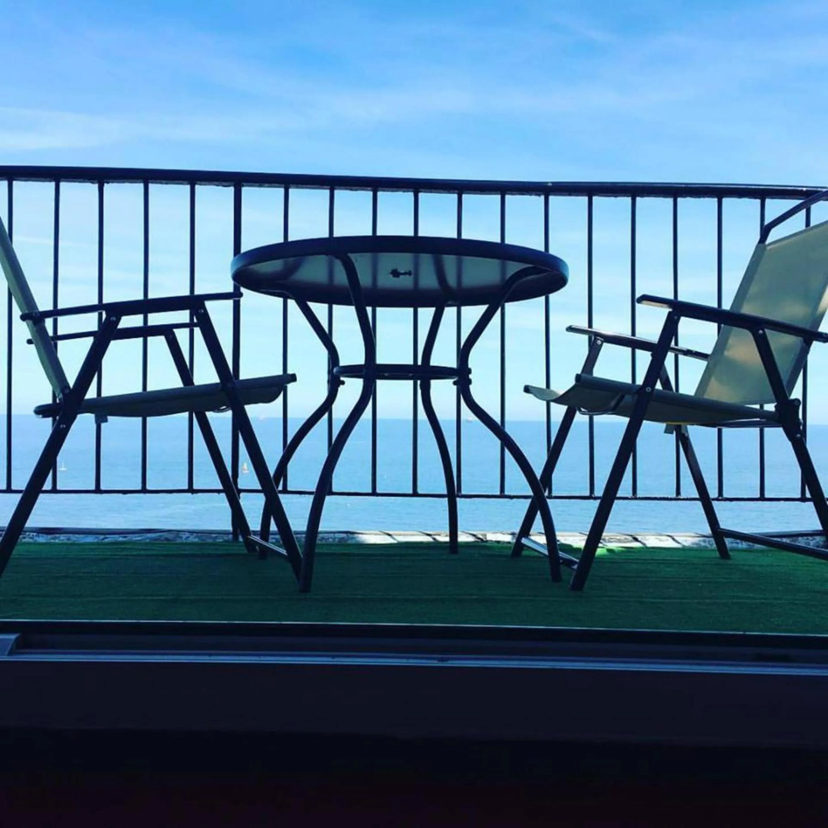 Balcony/Terrace in Harrow Lodge Hotel