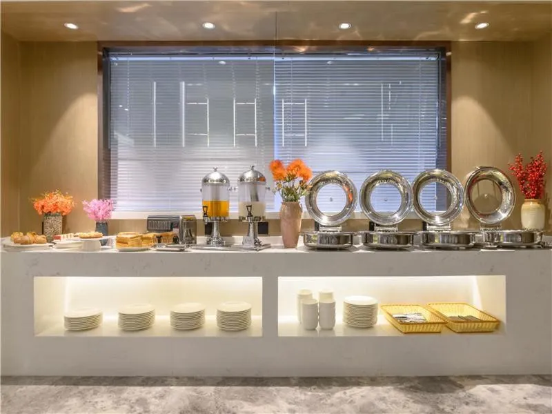 Lavande Hotel Chengdou Qingbai River Phoenix Lake