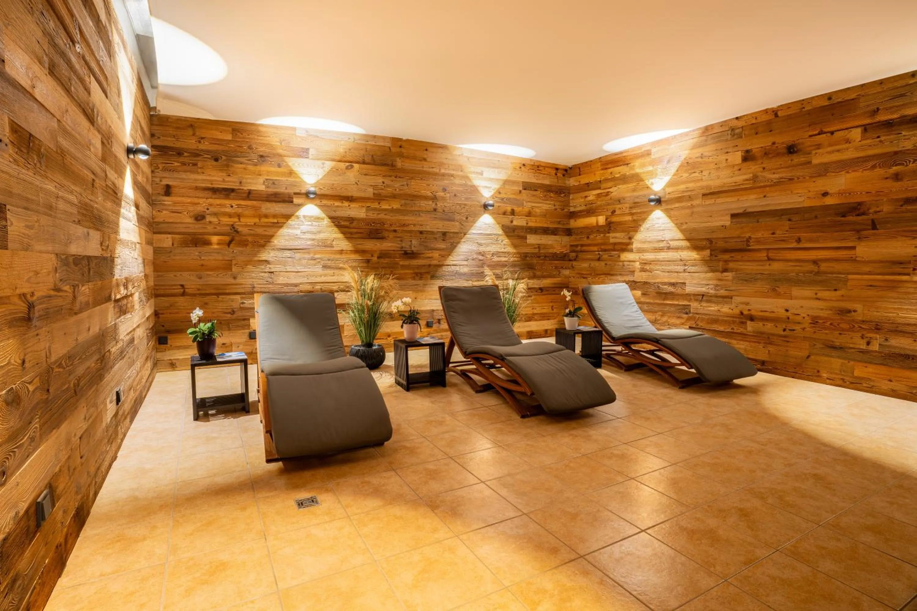 Swimming pool in SEETELHOTEL Ostseehotel das Entdeckerhotel an der Ostsee und der perfekte Startpunkt für Ihre Inselabenteuer