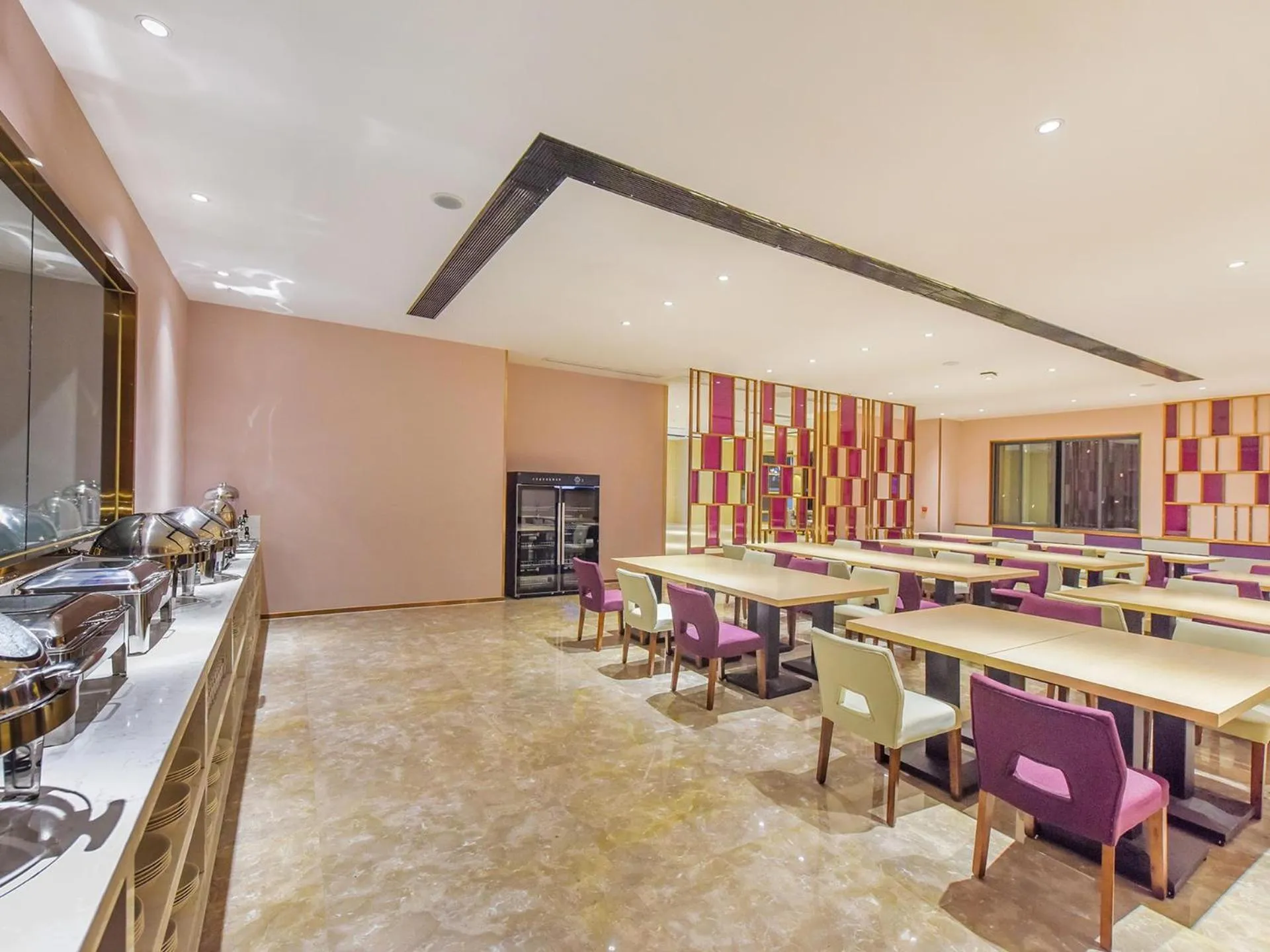 Lavande Hotel Chongqing Nanping Pedestrian Street Convention and Exhibition Center