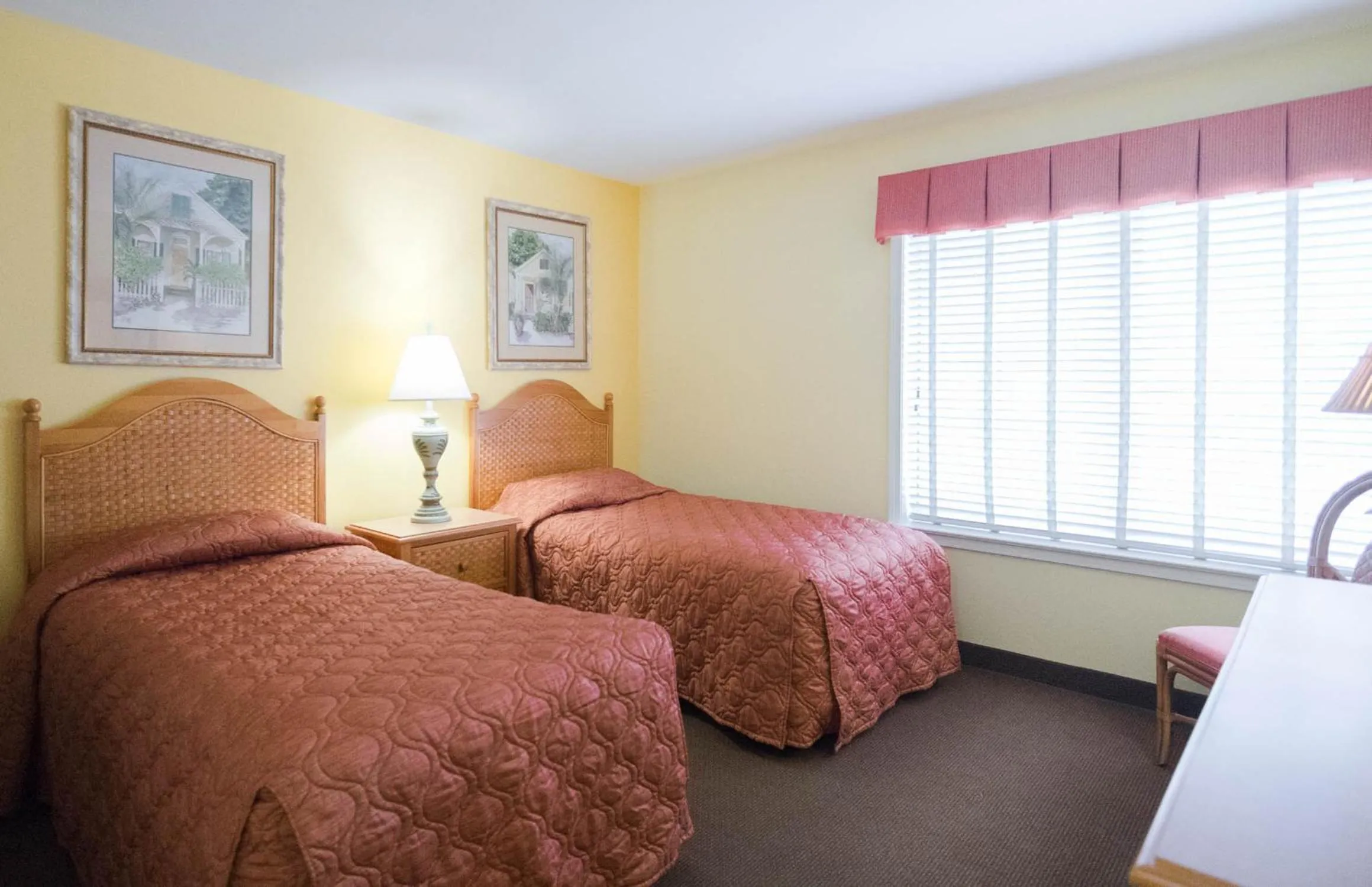 Bedroom, Bed in GetAways at Soundside Holiday Beach Resort