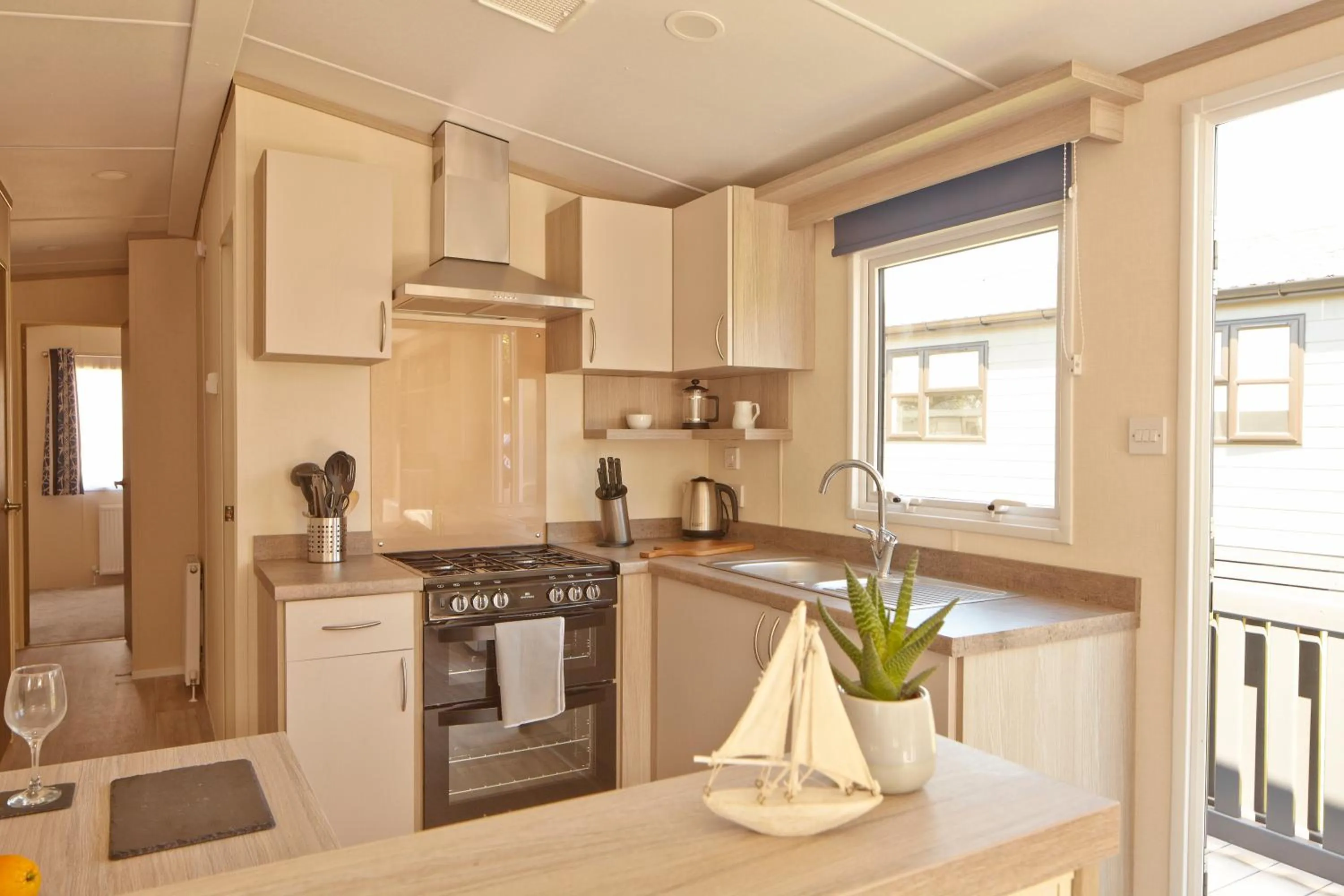 Kitchen or kitchenette in St Helens Coastal Resort