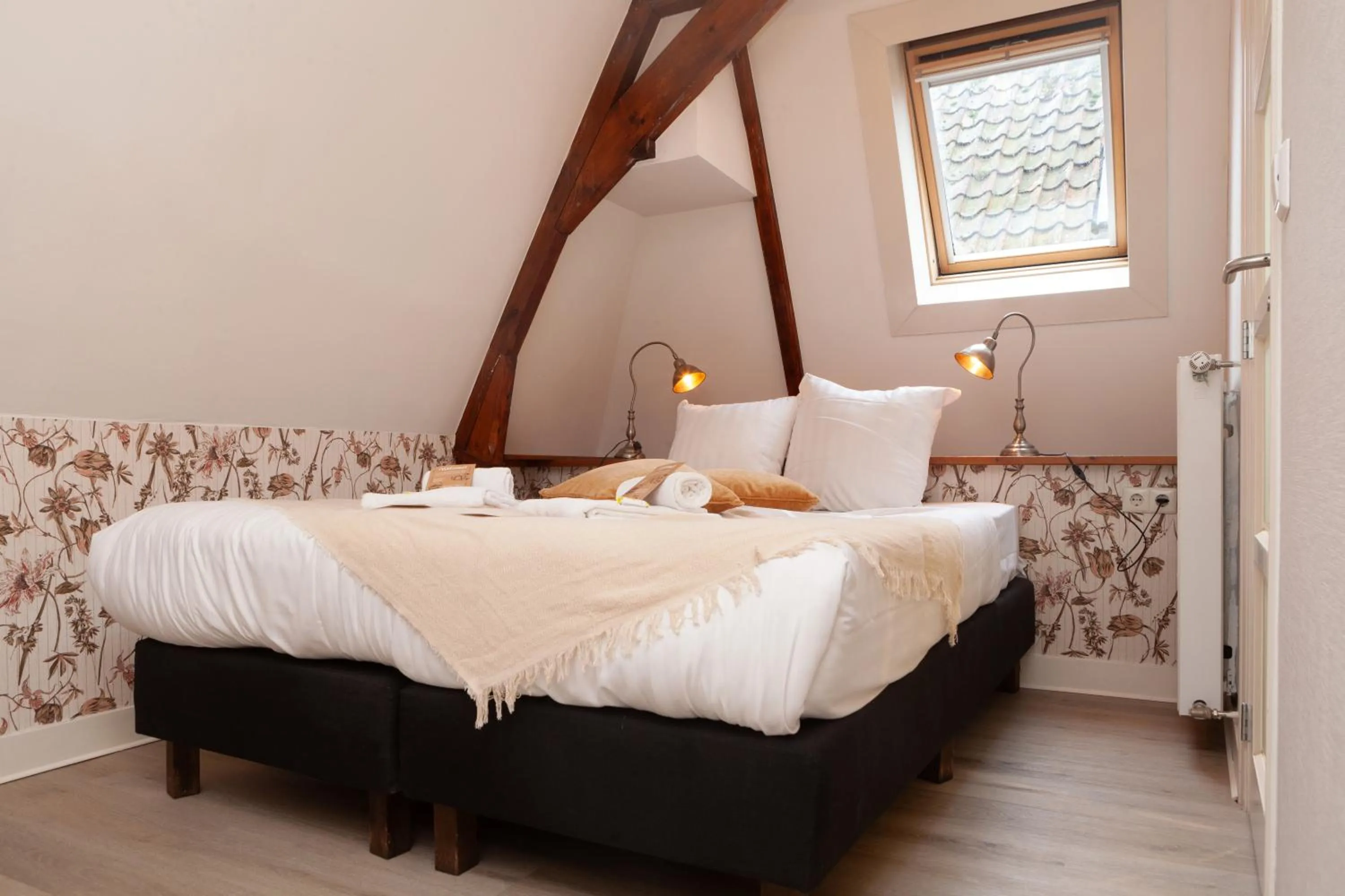 Bed in Kings Inn City Hotel Alkmaar