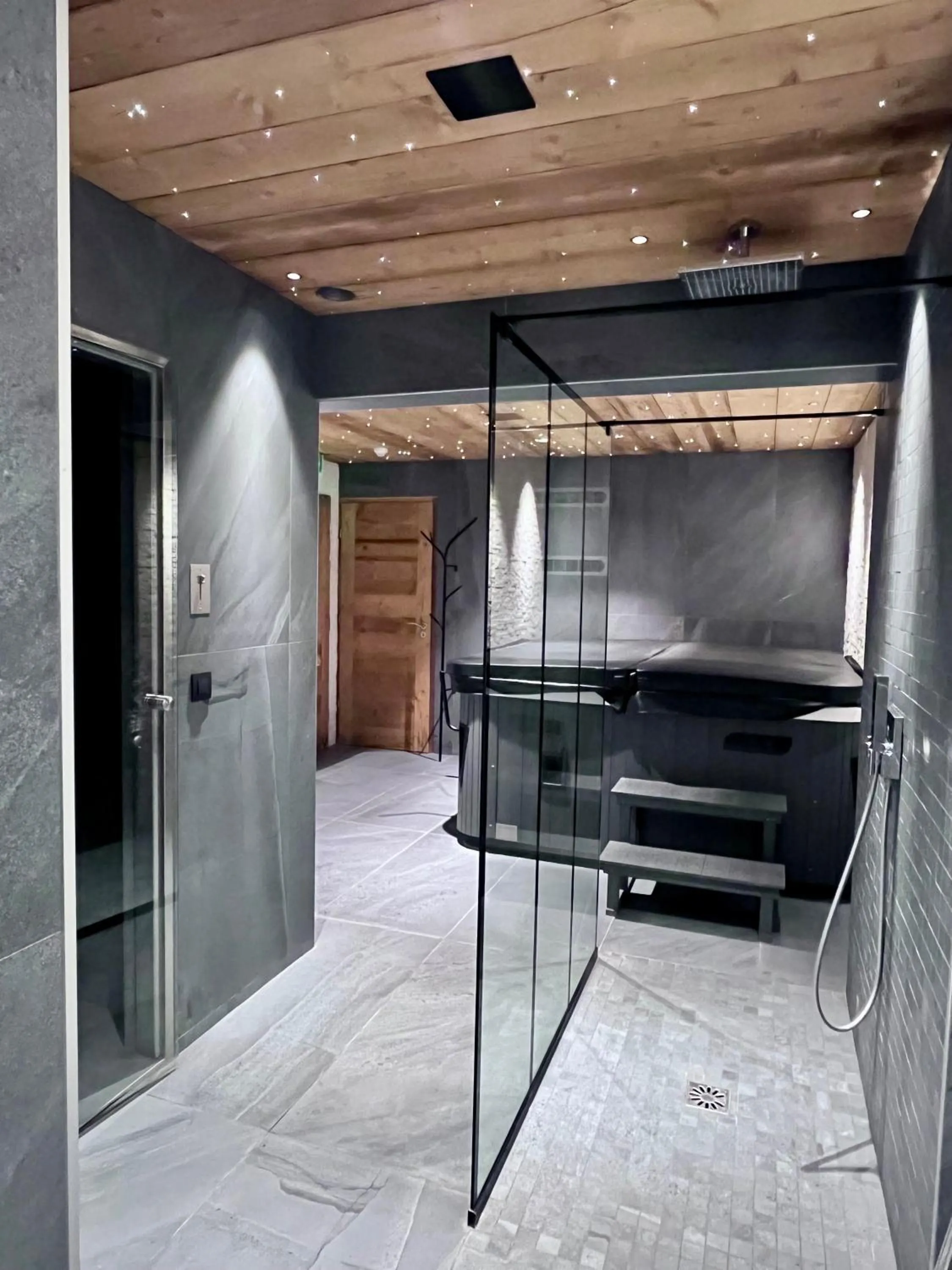 Shower in Chalet Téléporté