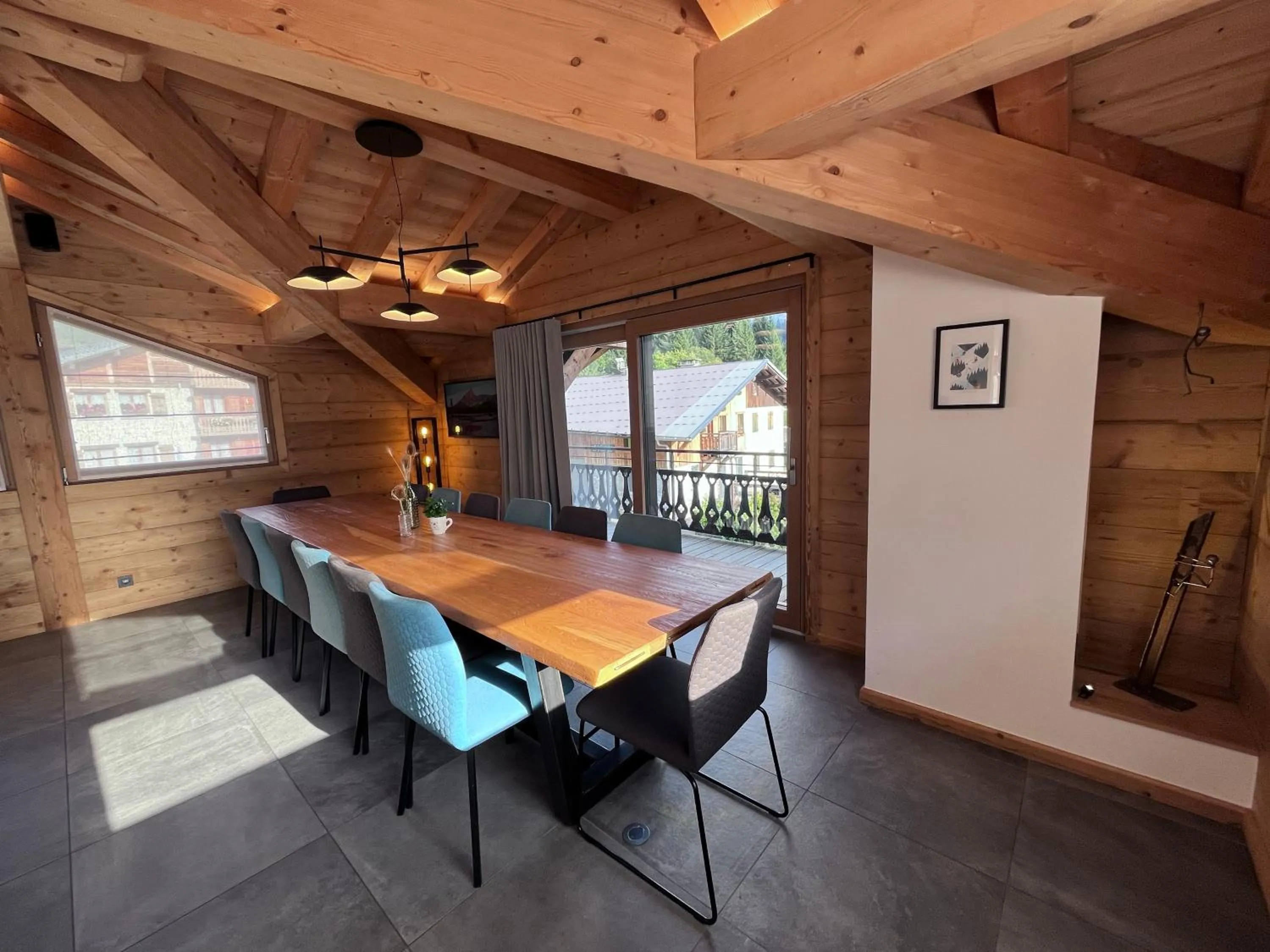 Dining area in Chalet Téléporté