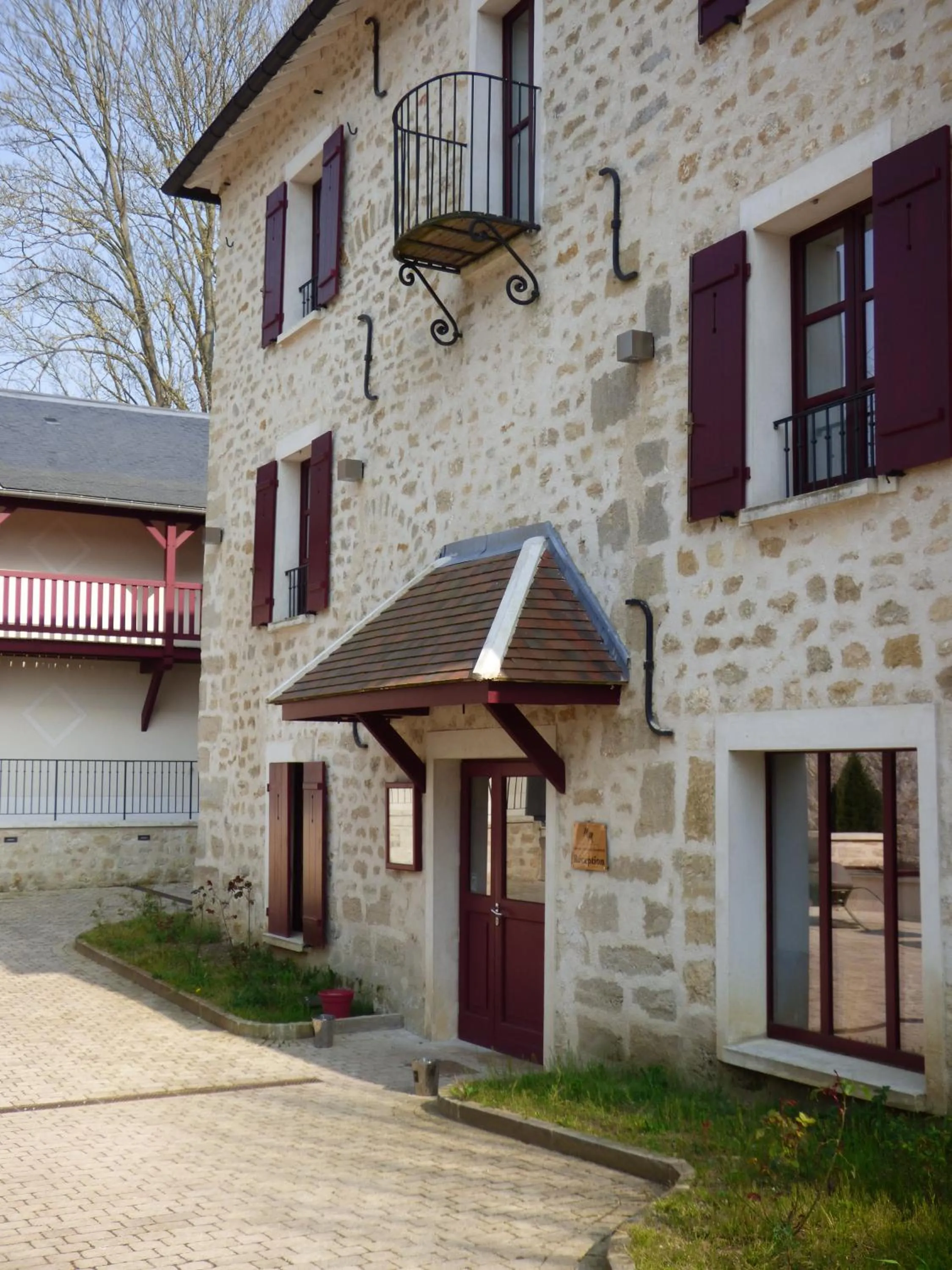 Property building in Le Moulin des Marais