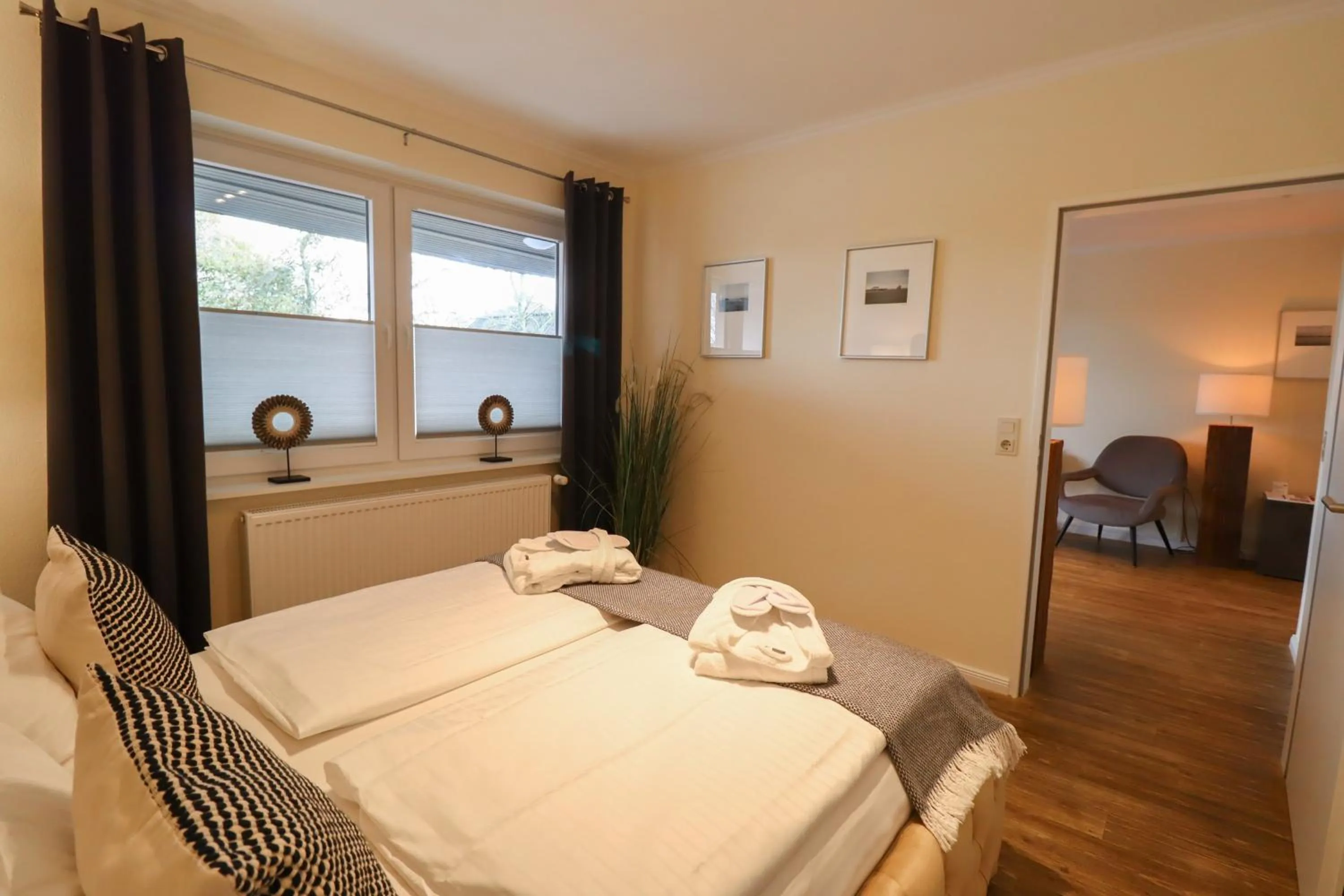 Bedroom, Bed in Das Frühstückshotel Sankt Peter-Ording