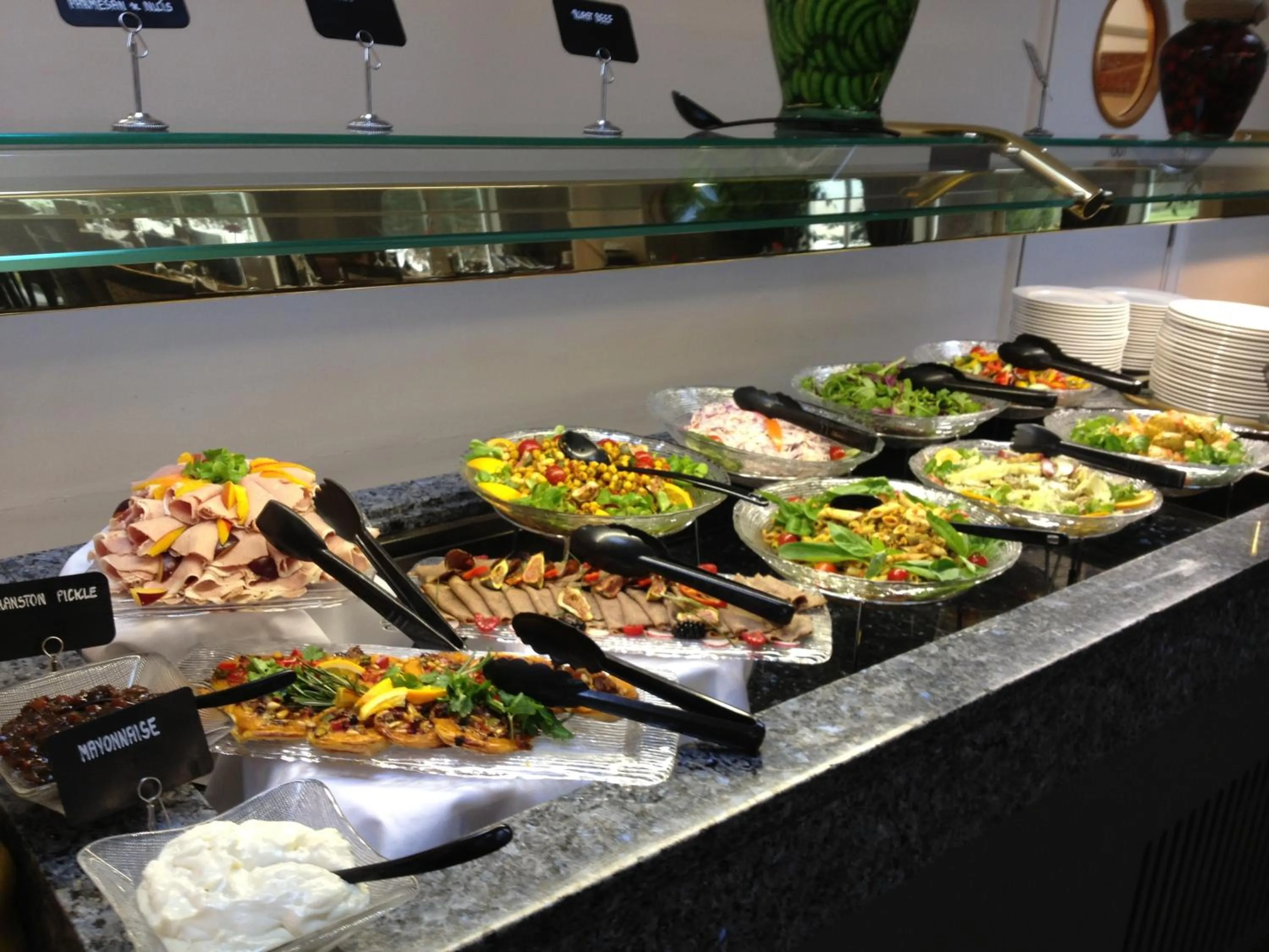 Restaurant/places to eat in Greenlands Hotel