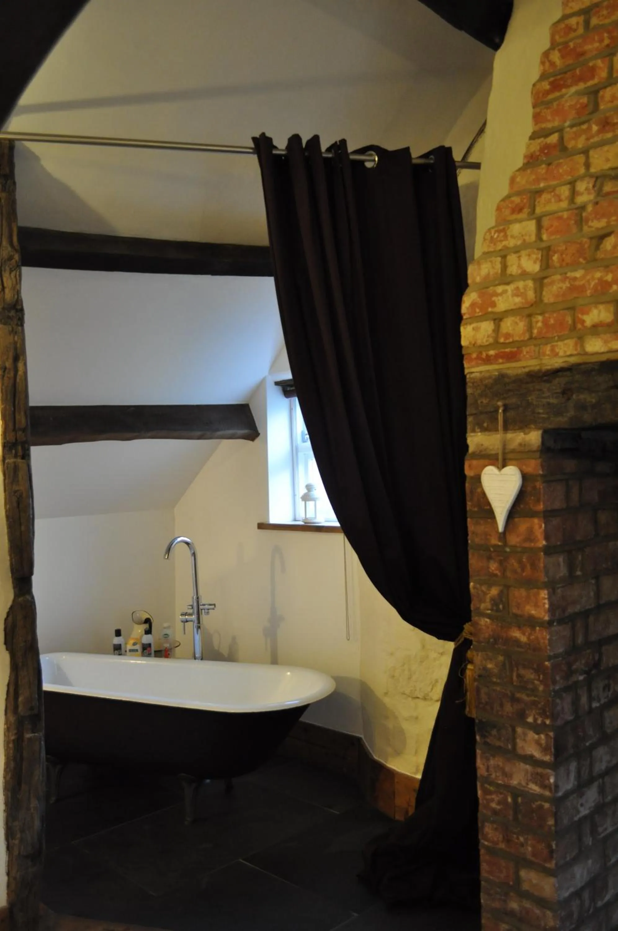 Bathroom in Home Farm Bed & Breakfast