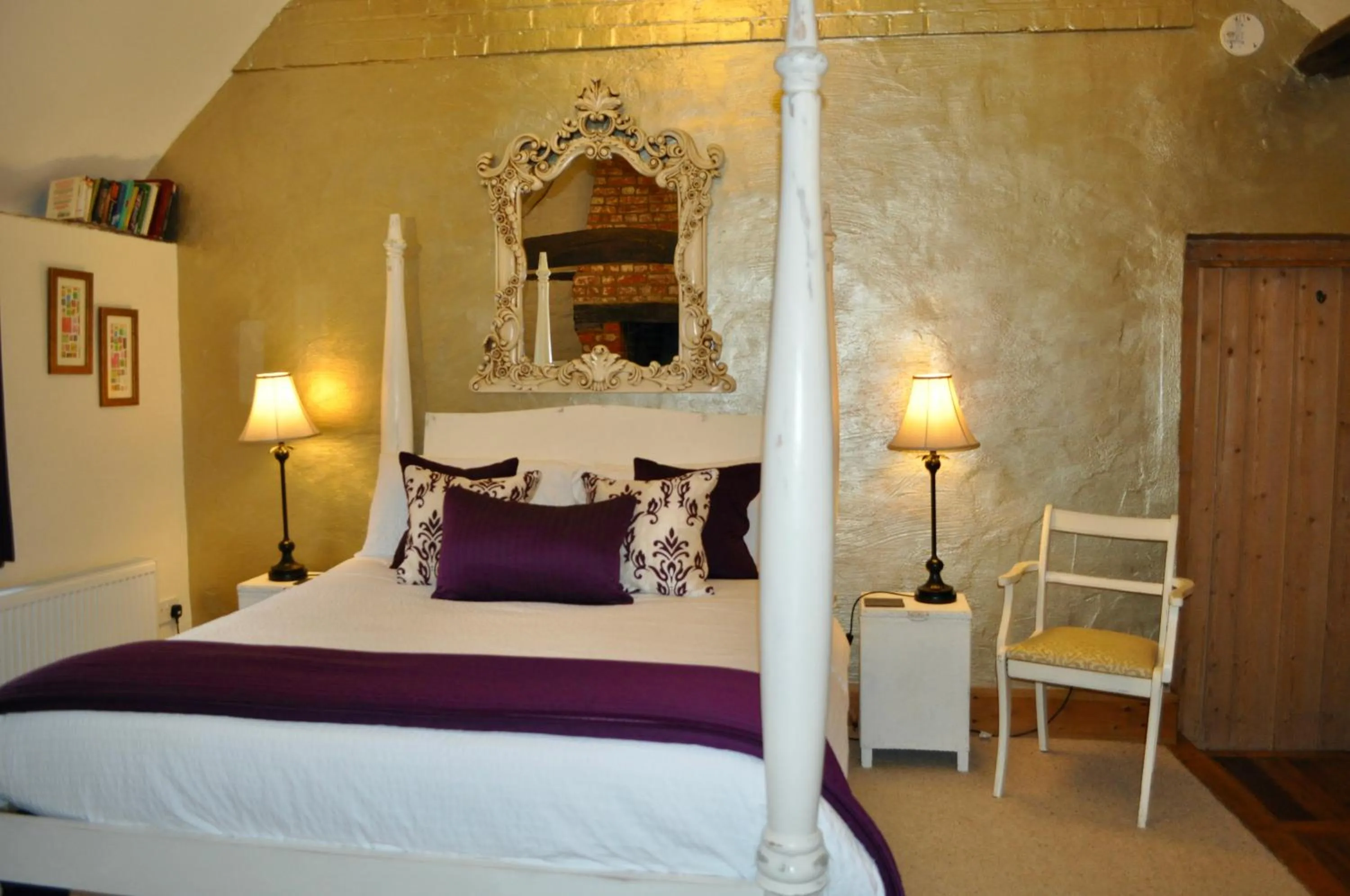 Bed in Home Farm Bed & Breakfast