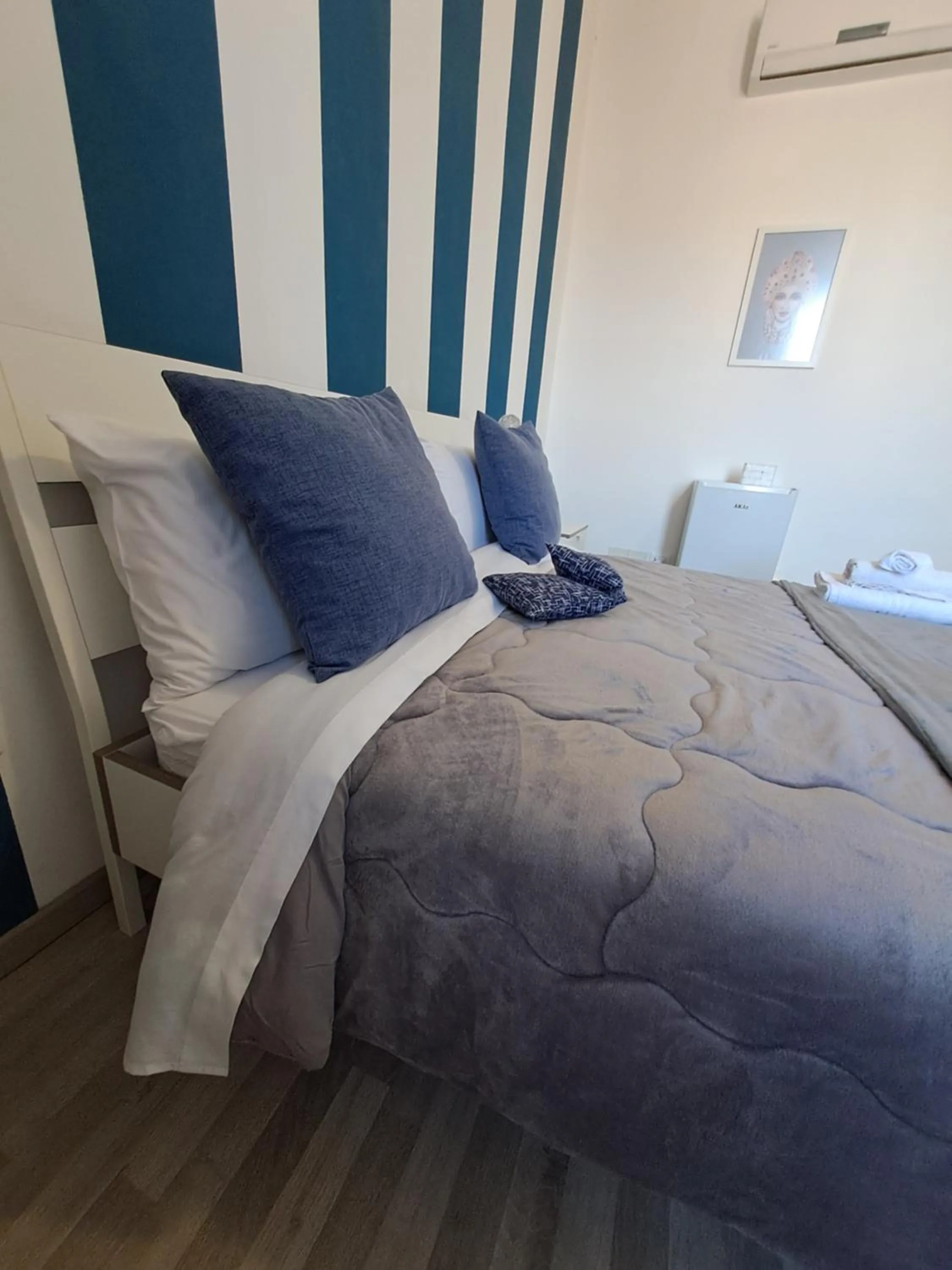 Bedroom, Bed in Bedroom la stazione