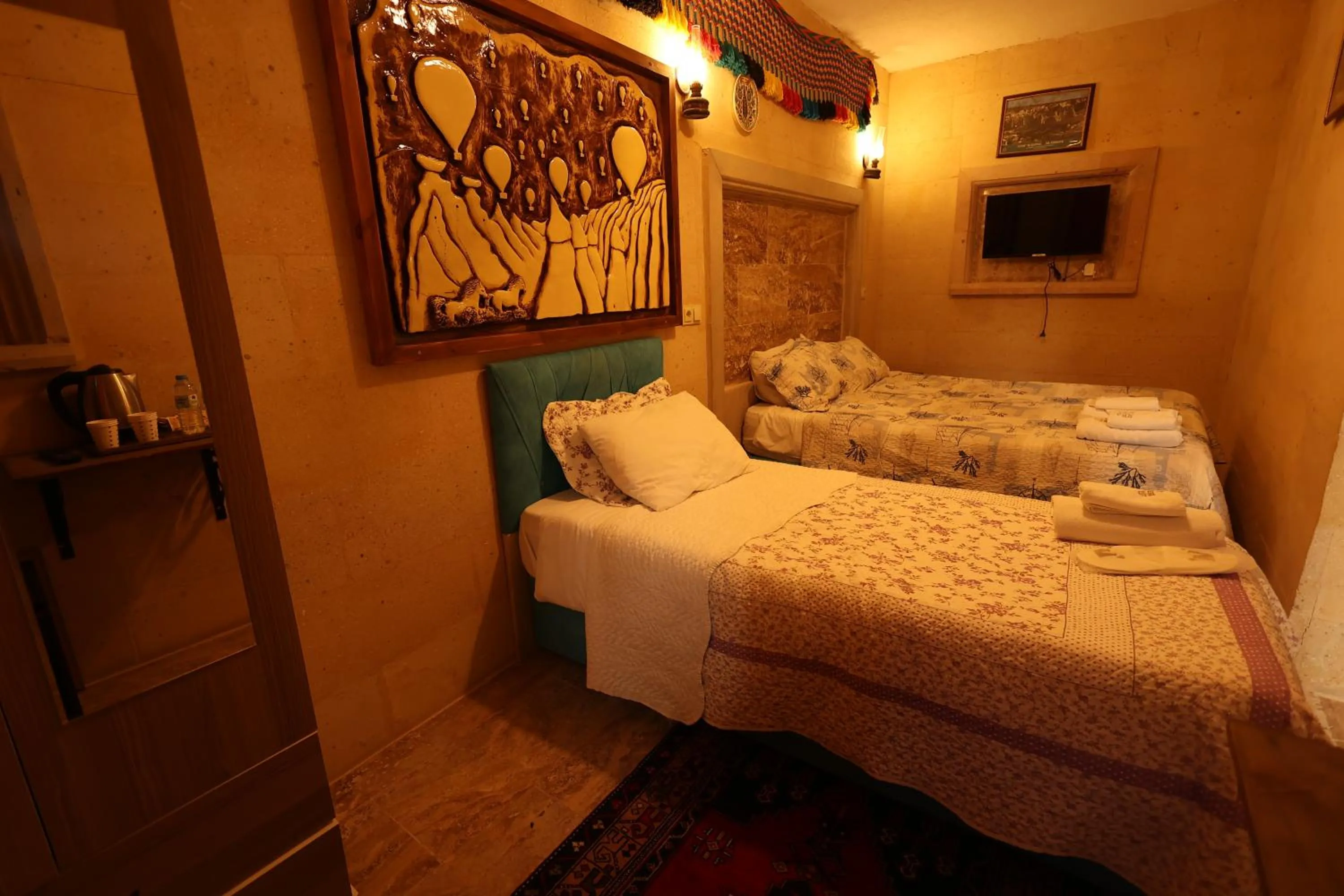 Bedroom, Bed in Lucky Luke Stone House