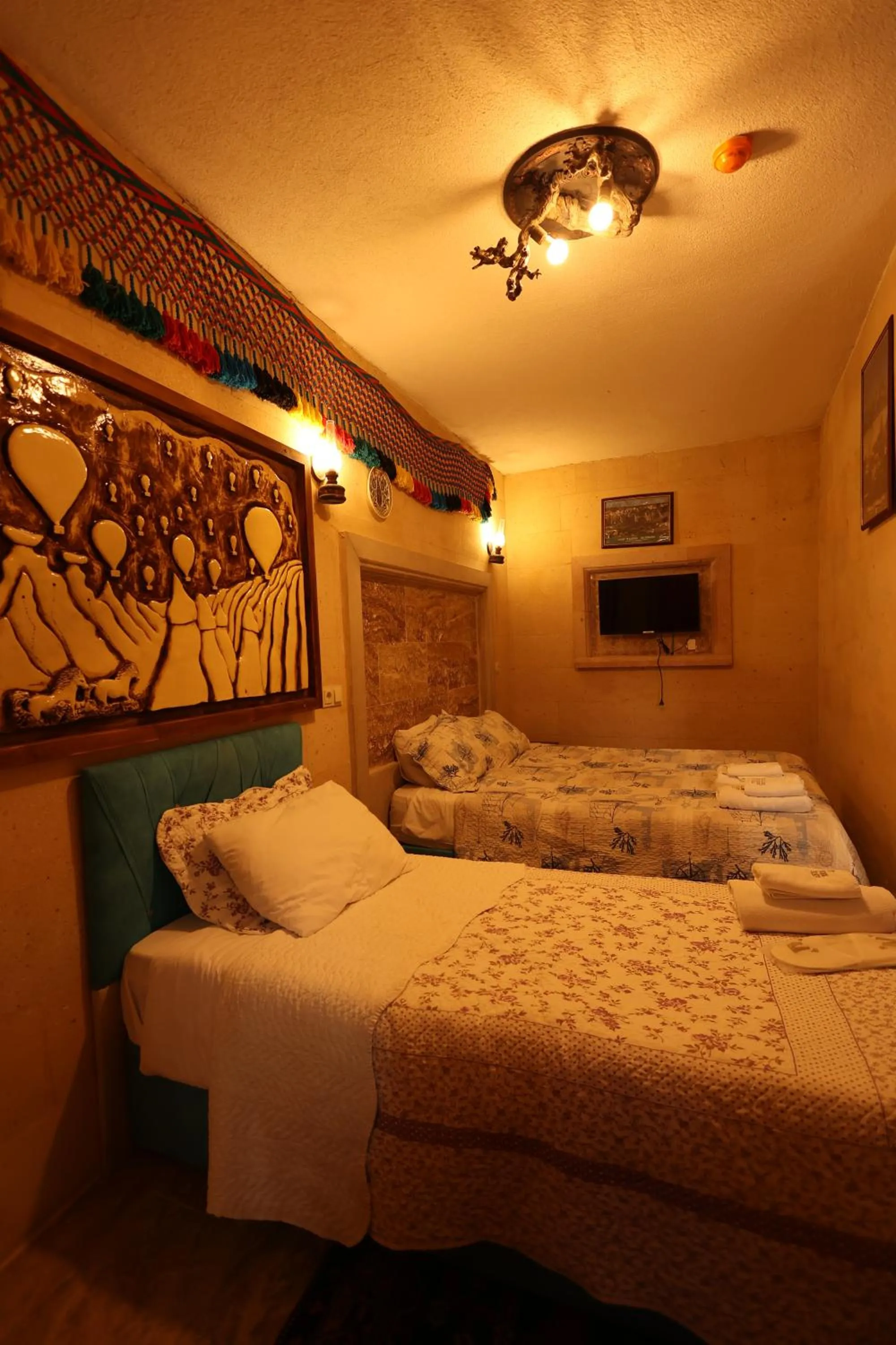 Bedroom, Bed in Lucky Luke Stone House