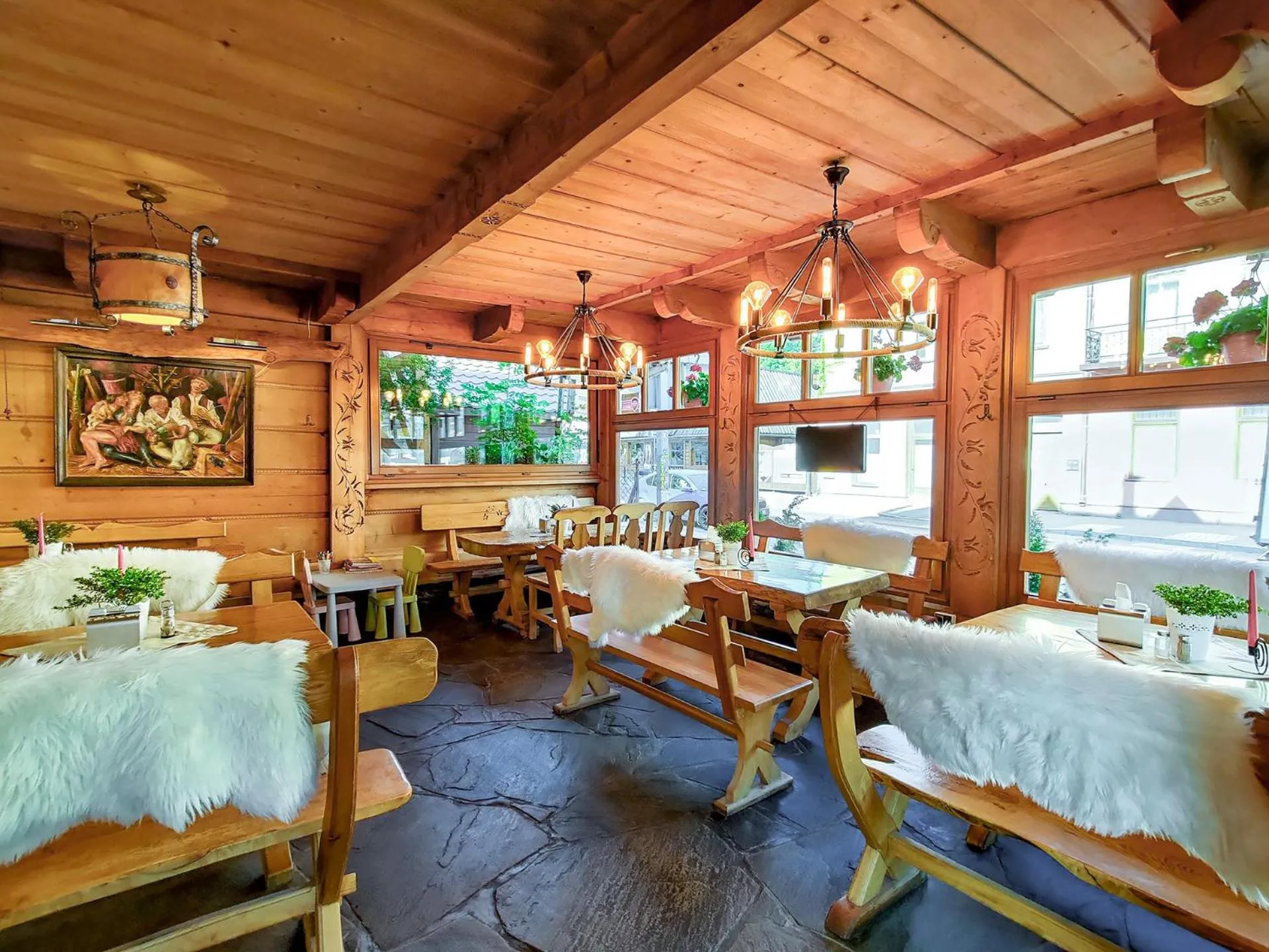 Restaurant/places to eat in Willa Monte Rosa