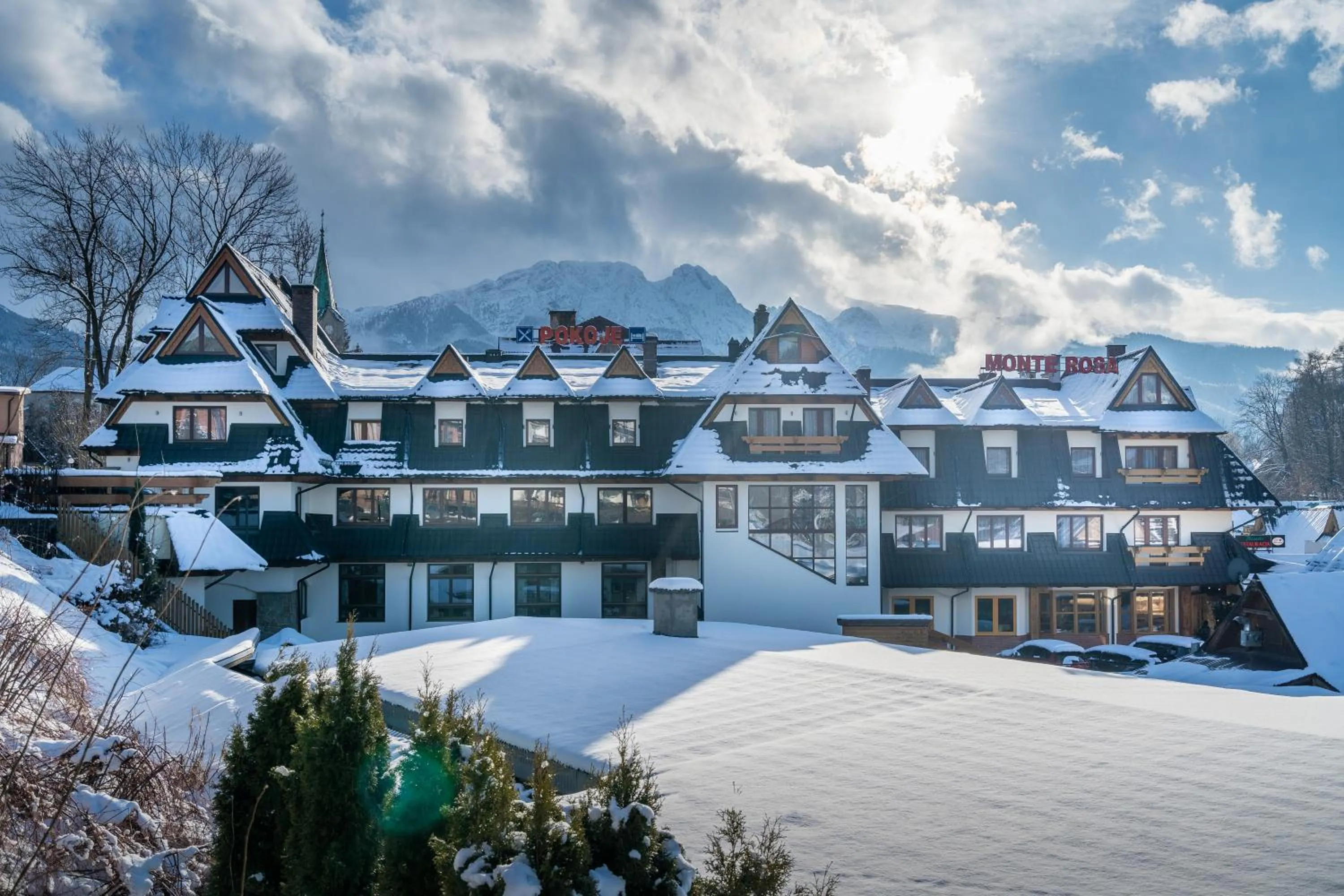 Property building in Willa Monte Rosa