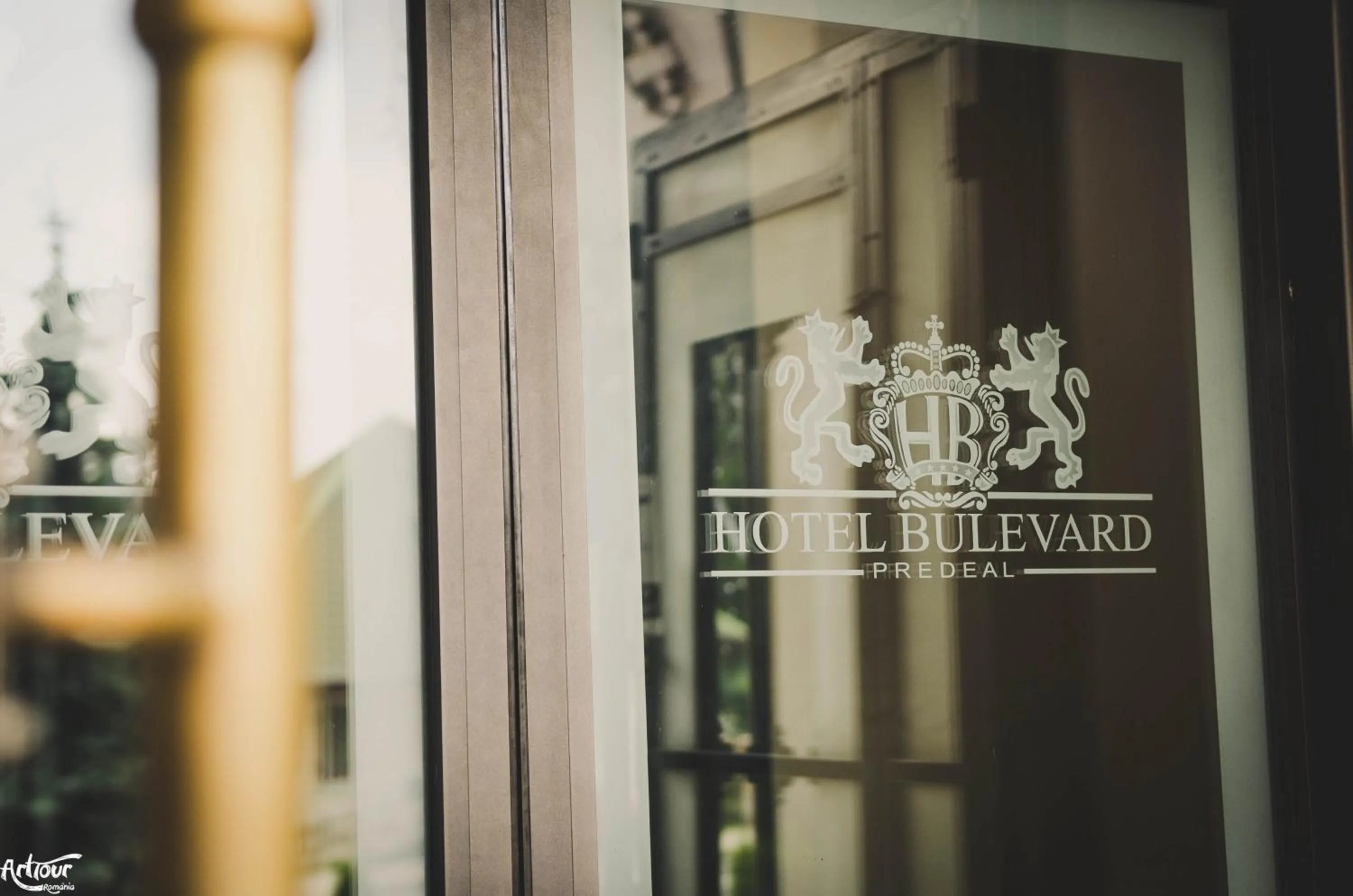 Property logo or sign in Hotel Bulevard Predeal