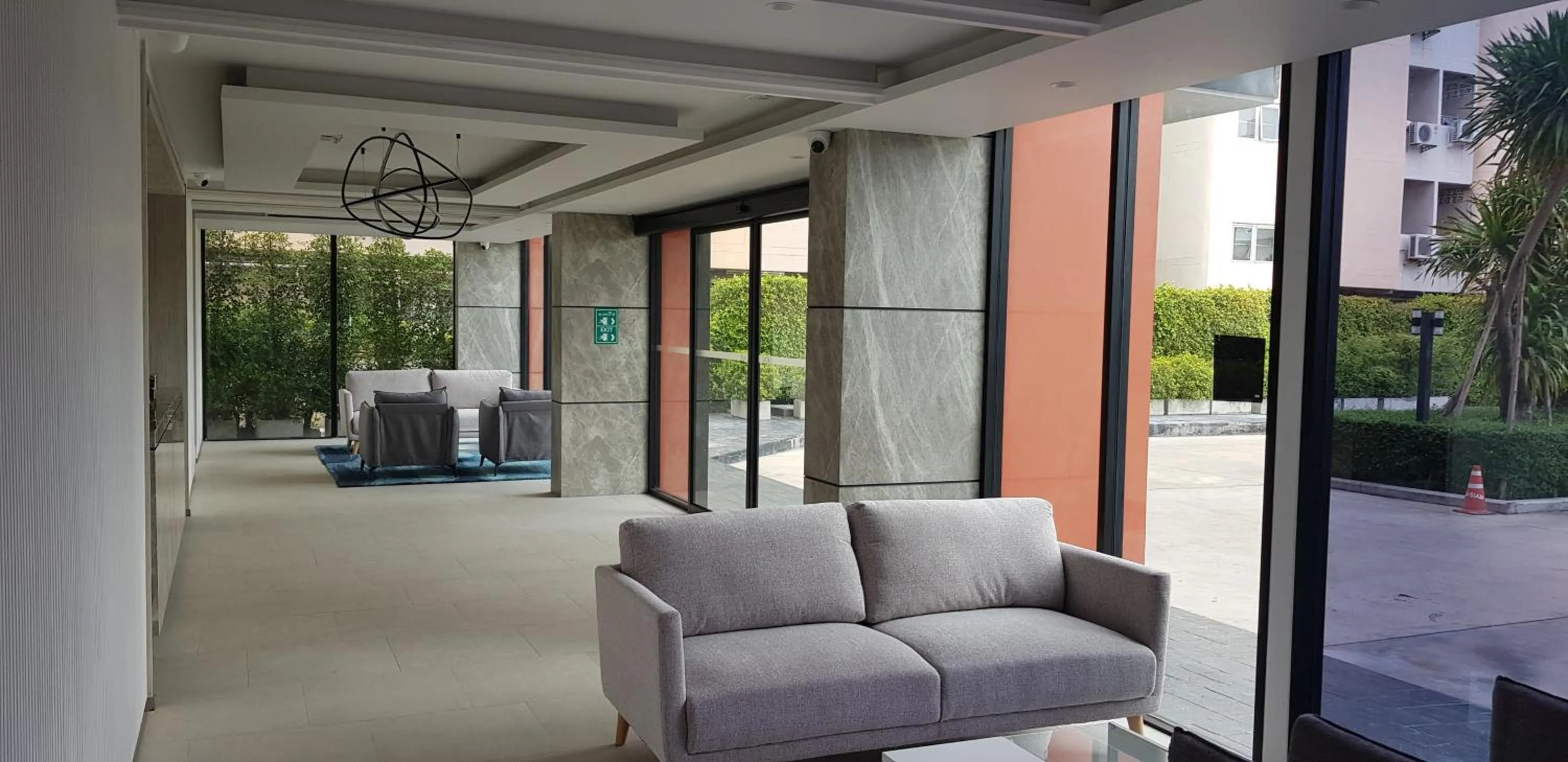 Lobby or reception in KOS Hotel Suvarnabhumi Airport -SHA Extra Plus