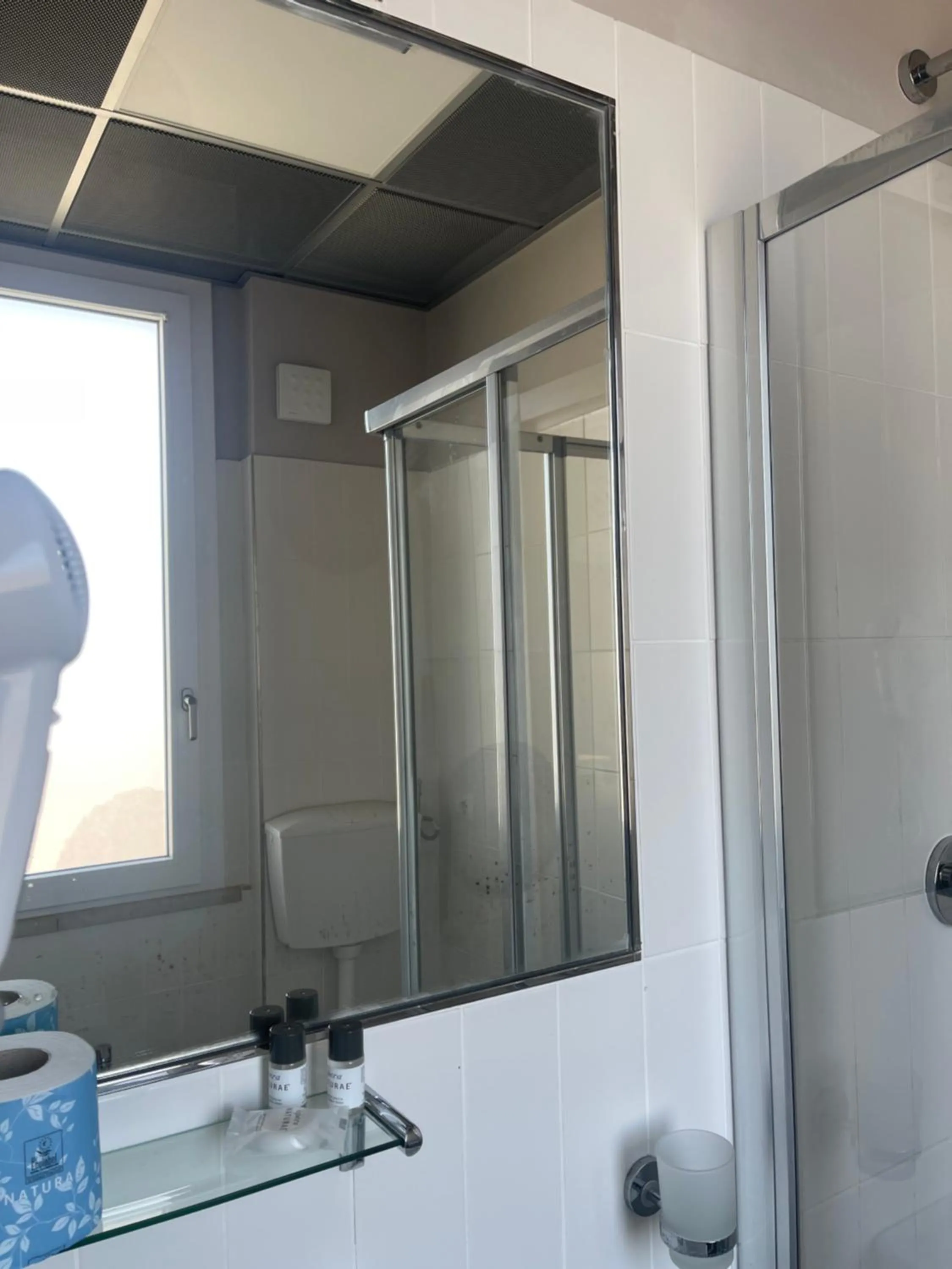 Shower in Le Coltie - affittacamere e appartamenti