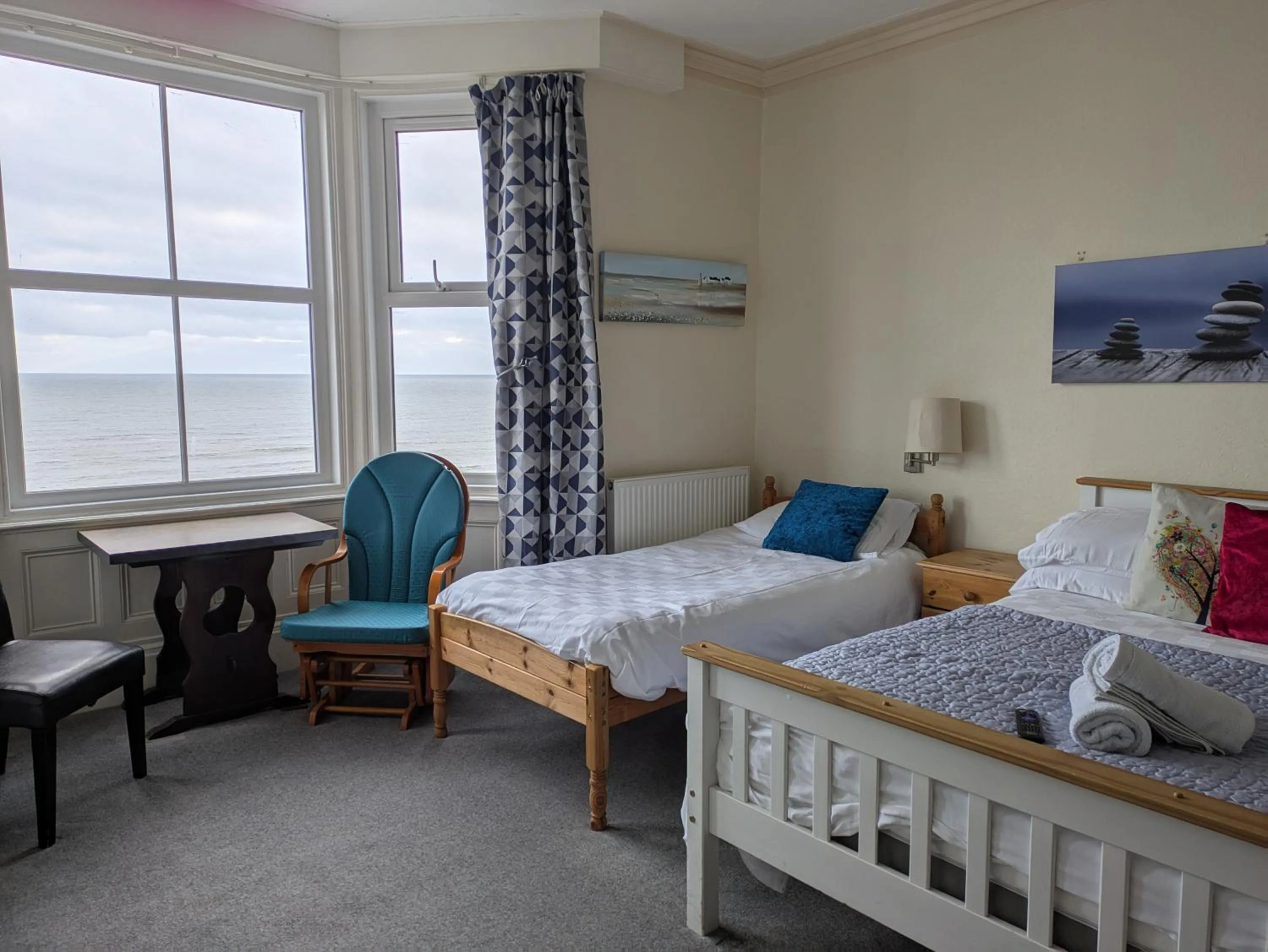 Bed in The Kenton Hotel