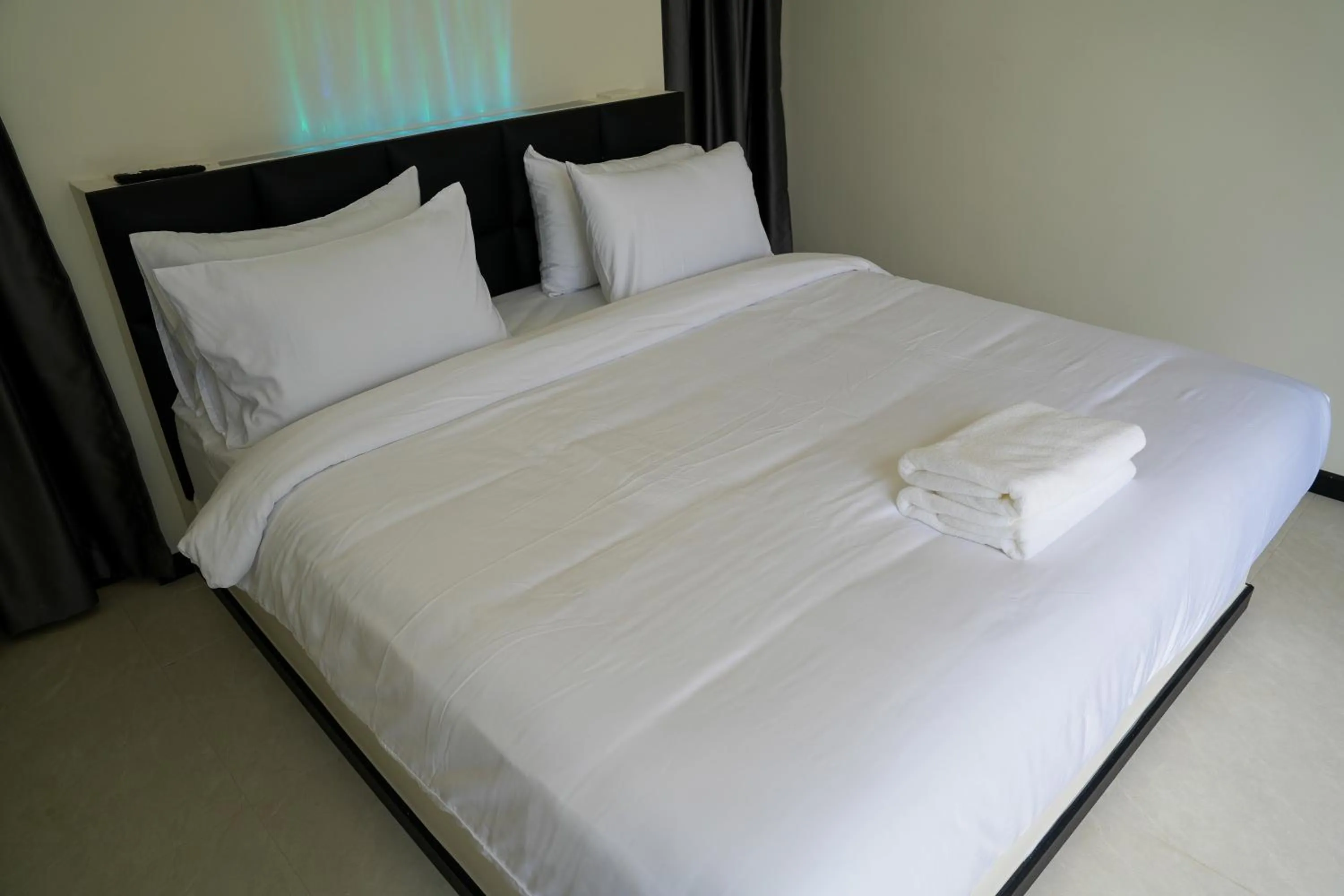 Bed in Skyline Resort