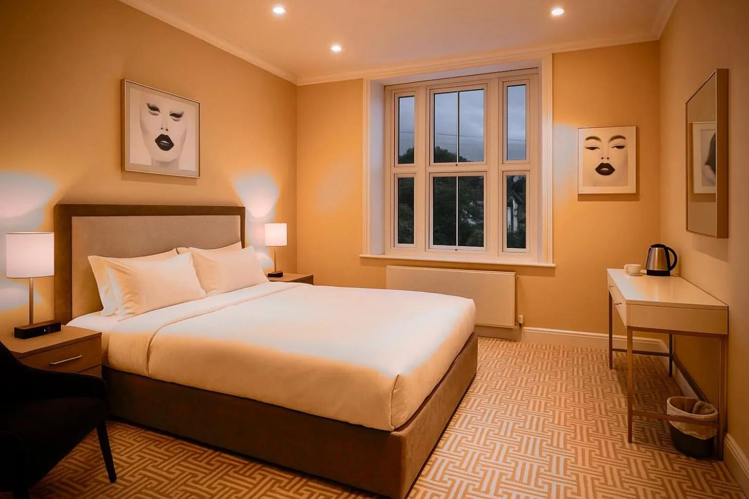 Bed in The Hadley Hotel