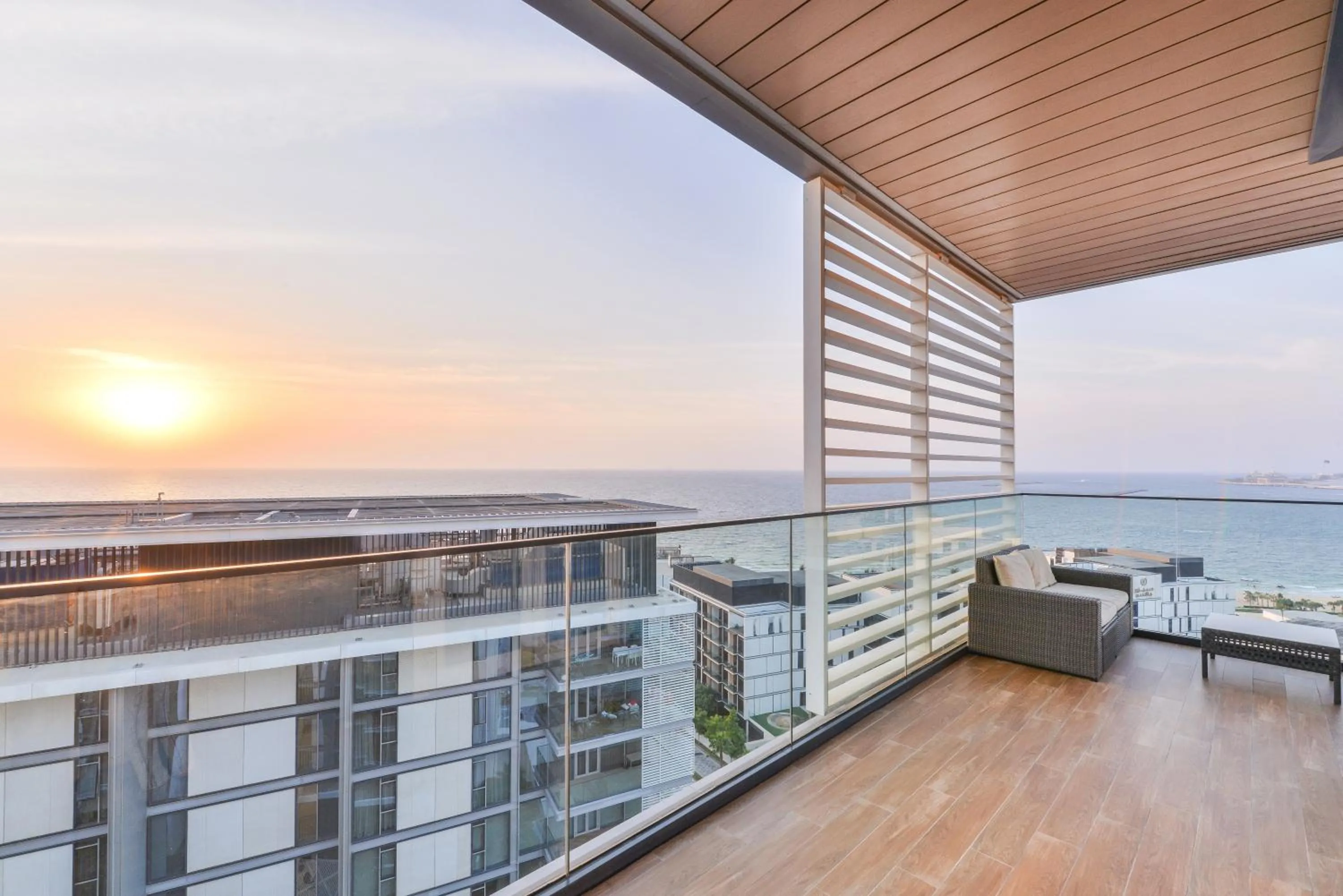 Patio in Posh 2 BR Oceanfront Apt in the Heart of Bluewaters Island