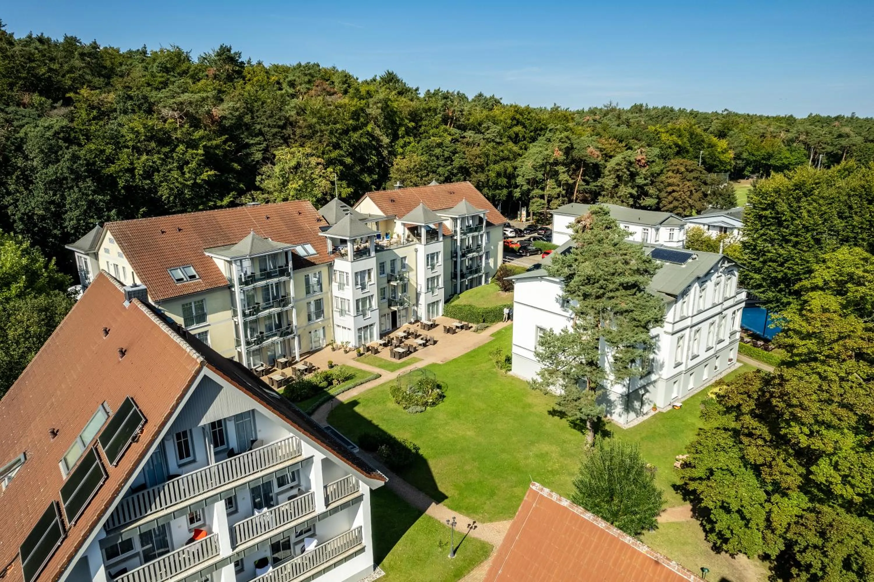 Property building in Ostseehotel Villen im Park - ein Rovell Hotel