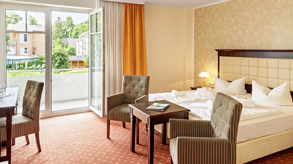 Double Room - Main Building in Ostseehotel Villen im Park - ein Rovell Hotel
