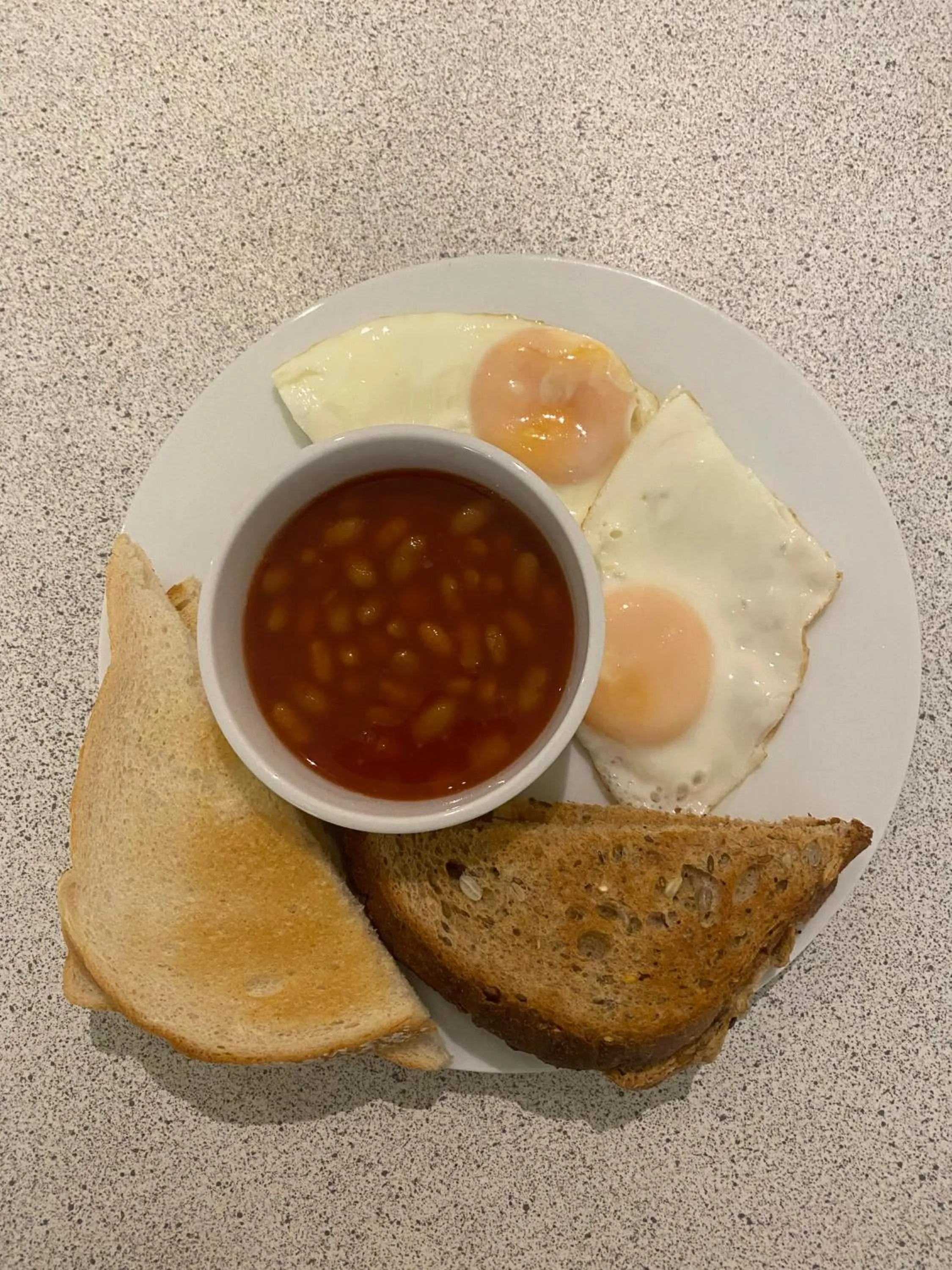 Breakfast in Oakley Hotel