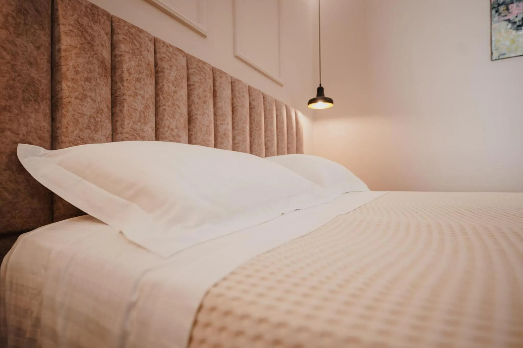 Bed in Himara 28 Hotel