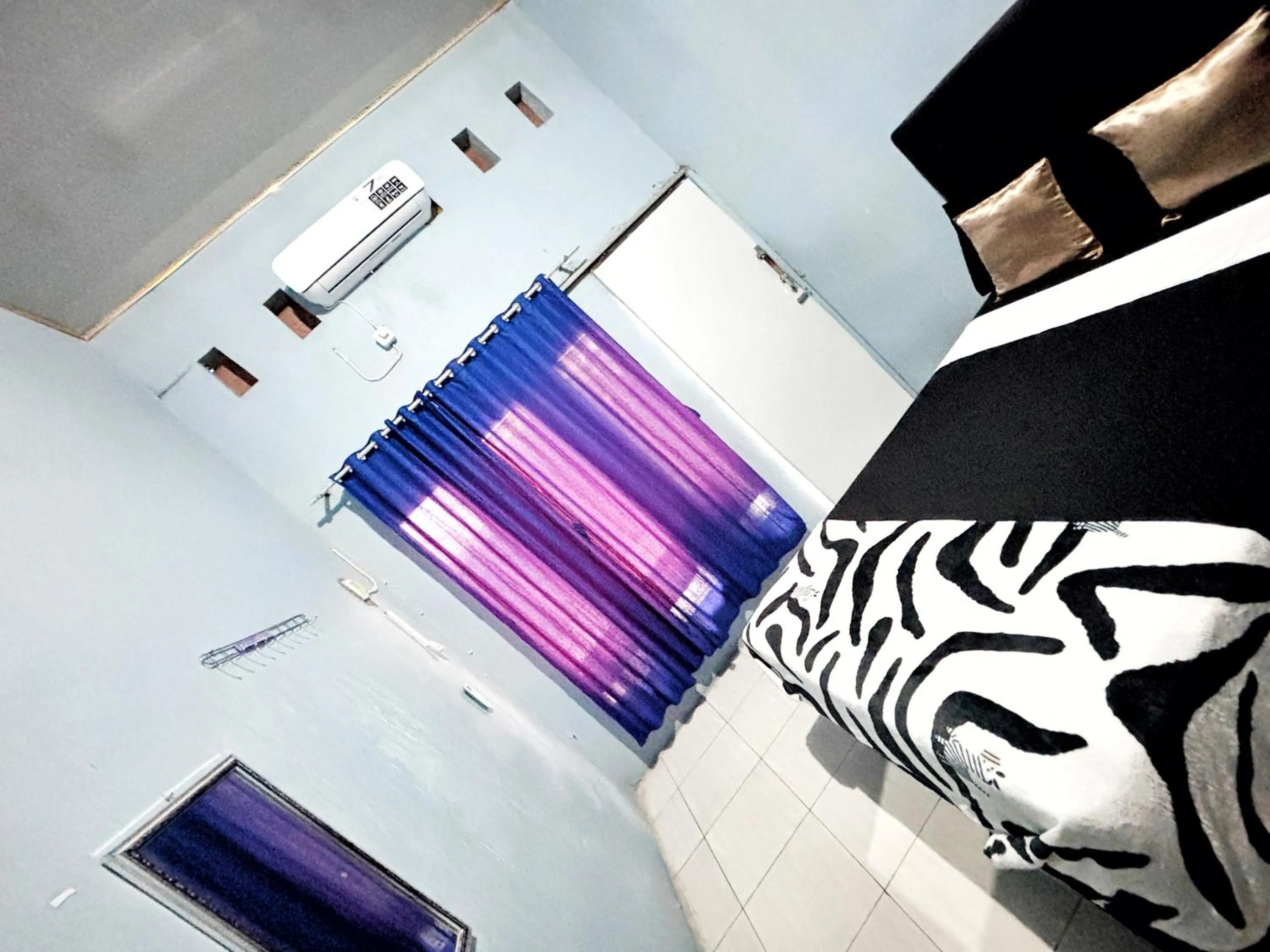 Bedroom, Bed in Kost Harian Semarang Murah