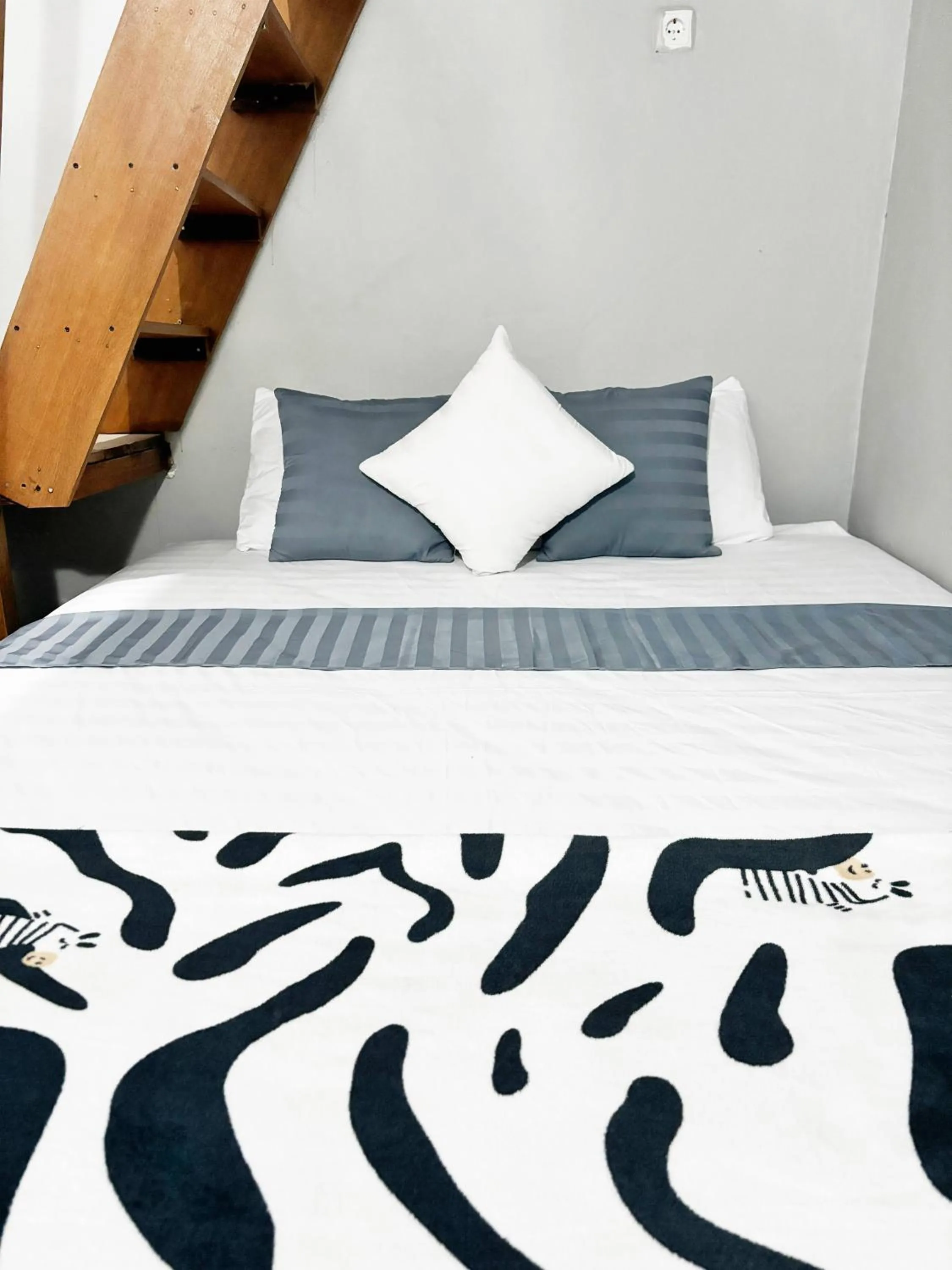 Bedroom, Bed in Kost Harian Semarang Murah