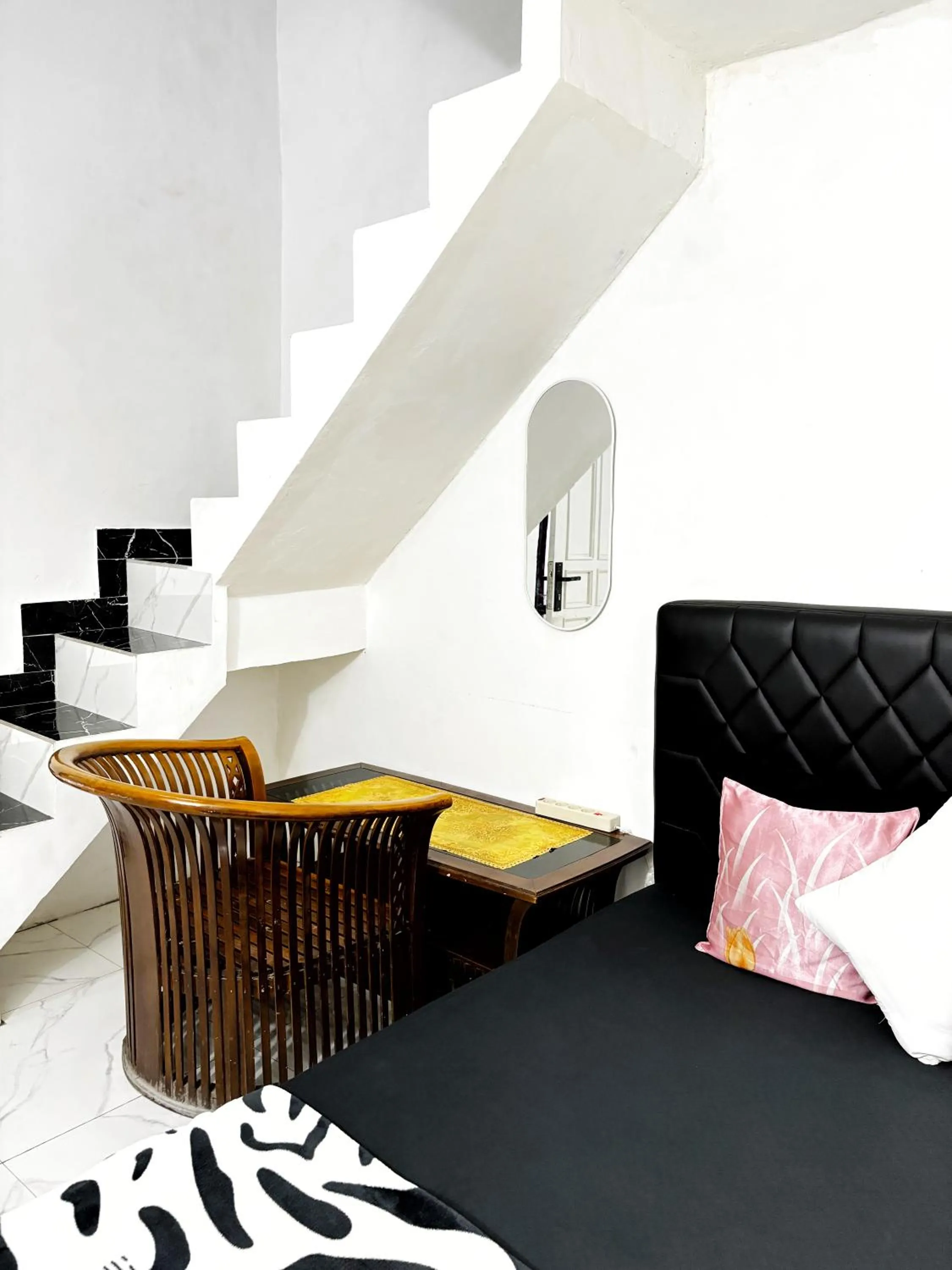 Bed in Kost Harian Semarang Murah