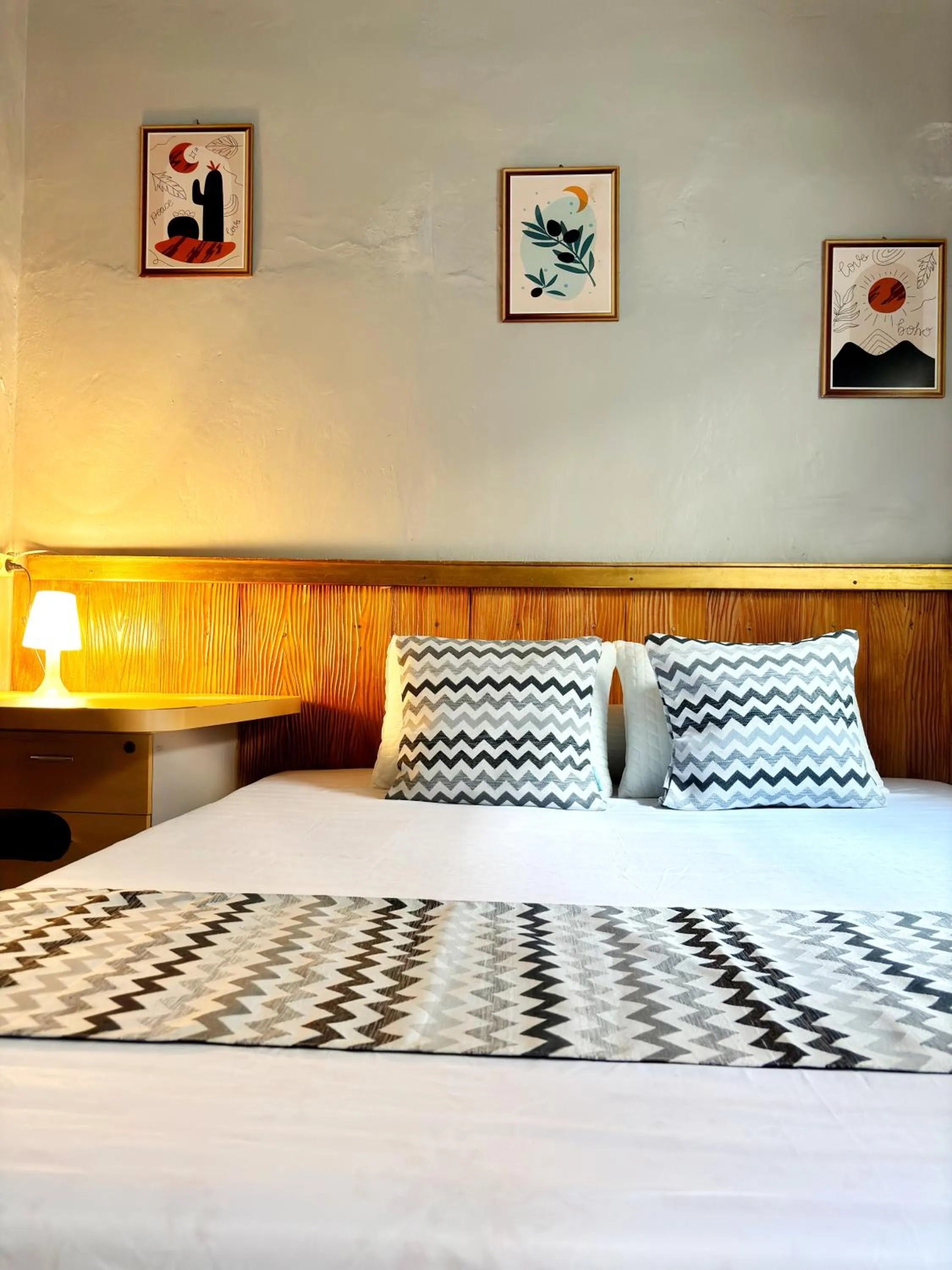 Bed in Kost Harian Semarang Murah