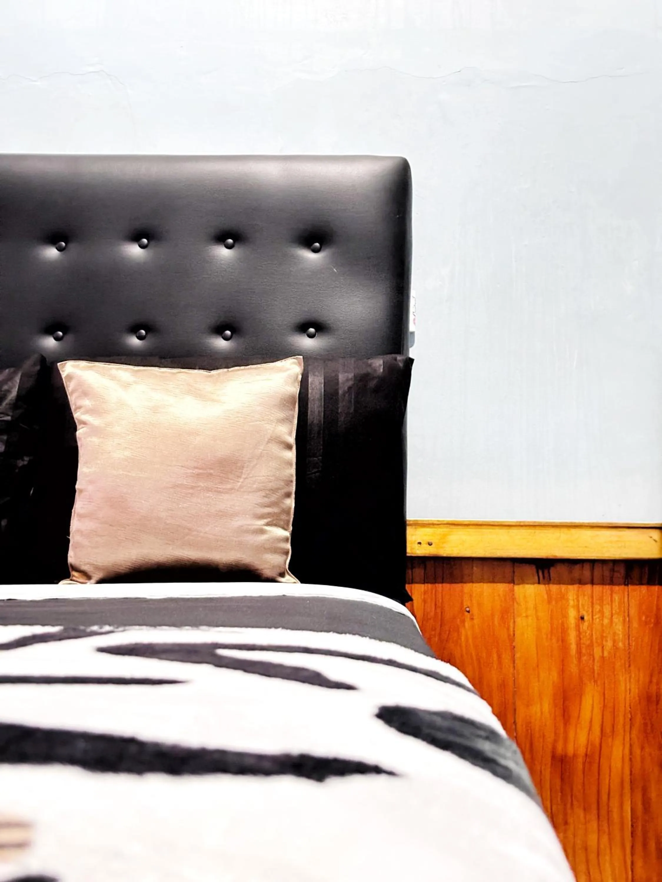 Bed in Kost Harian Semarang Murah