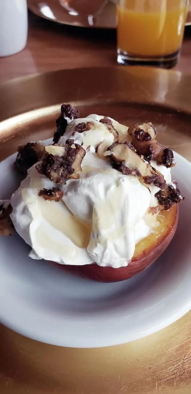 Breakfast in The Newport Belle