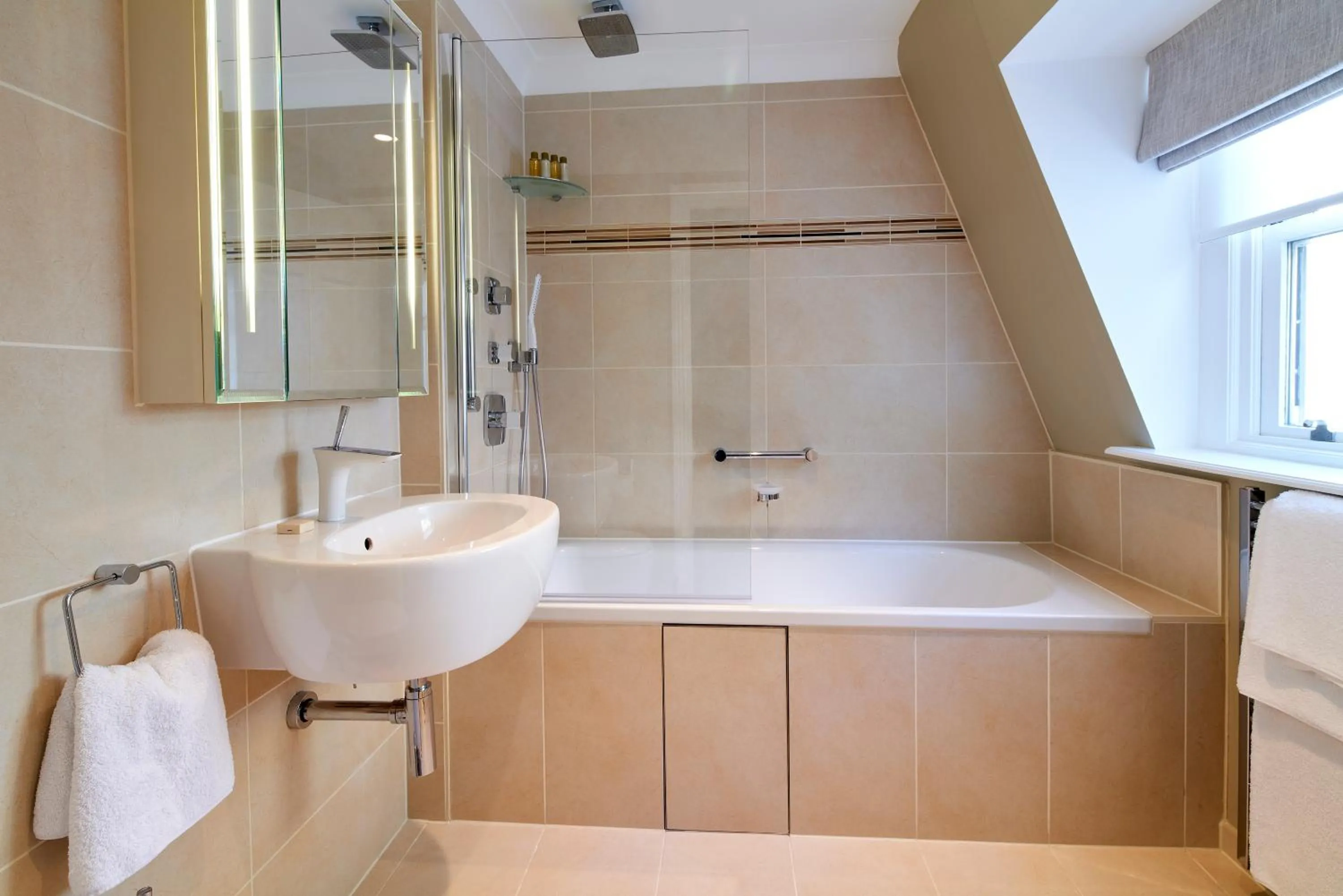 Shower in Cheval Calico House