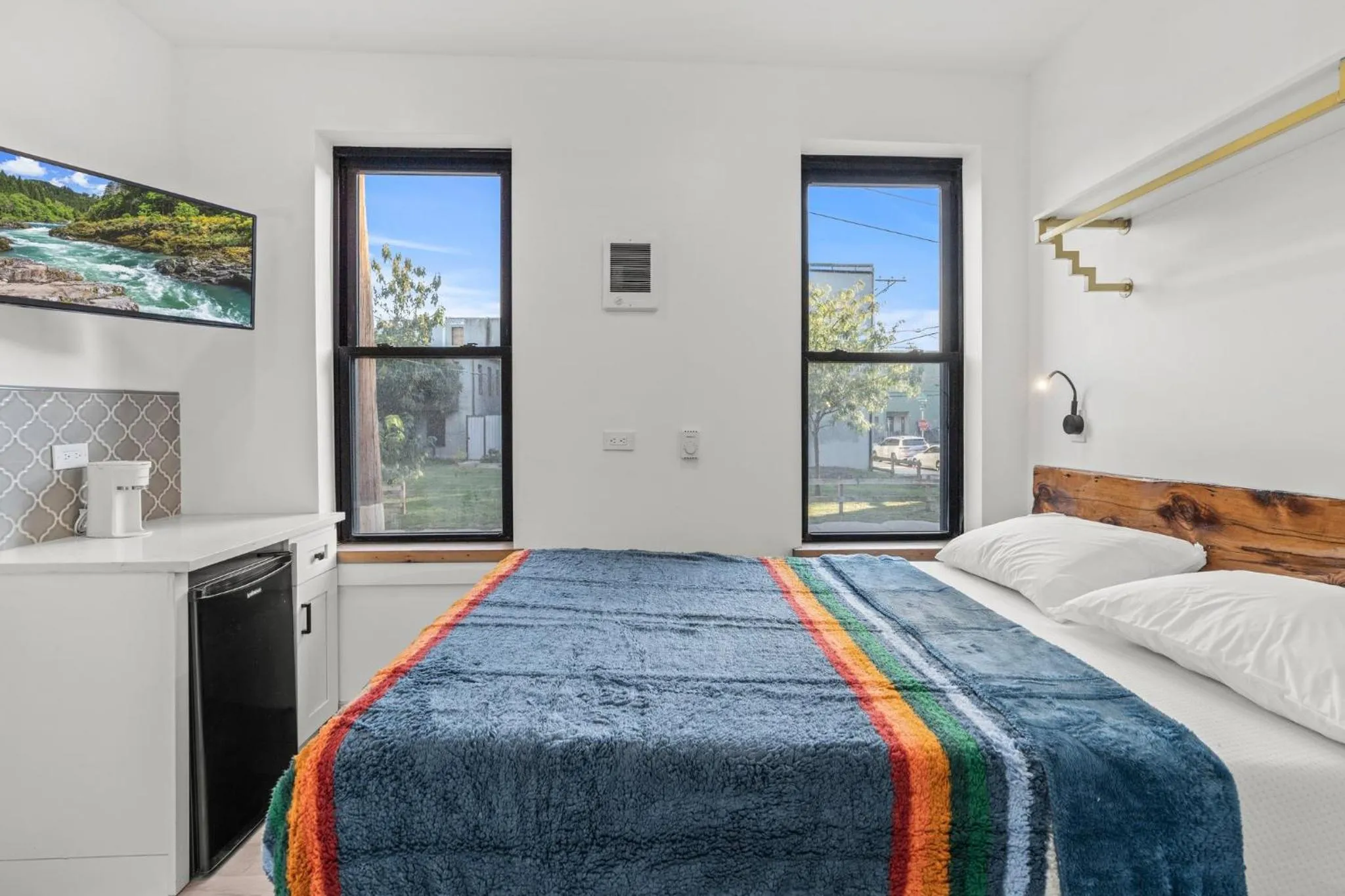 Bed in Goodseed Suites Philadephia Center