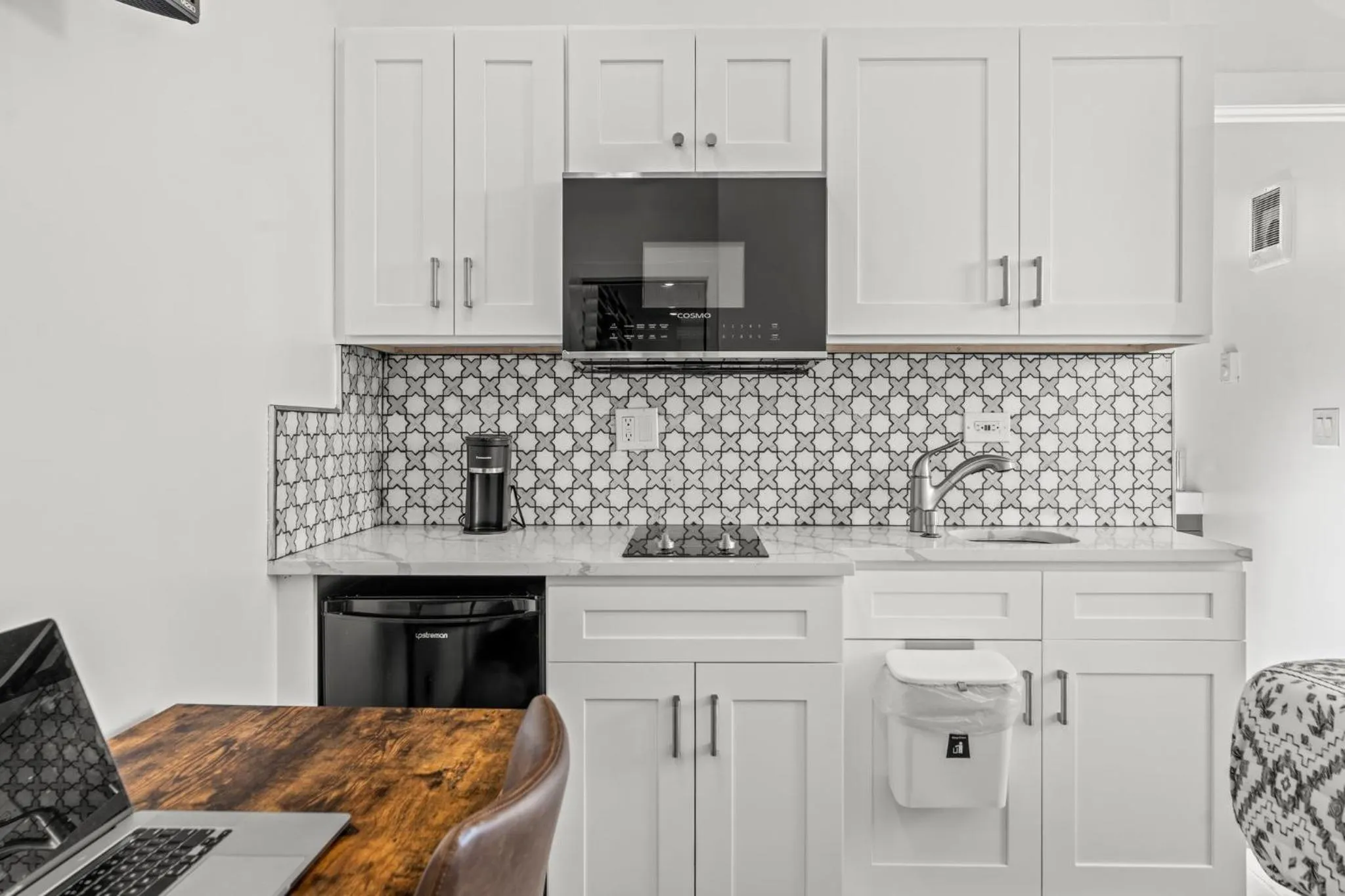 Kitchen or kitchenette in Goodseed Suites Philadephia Center