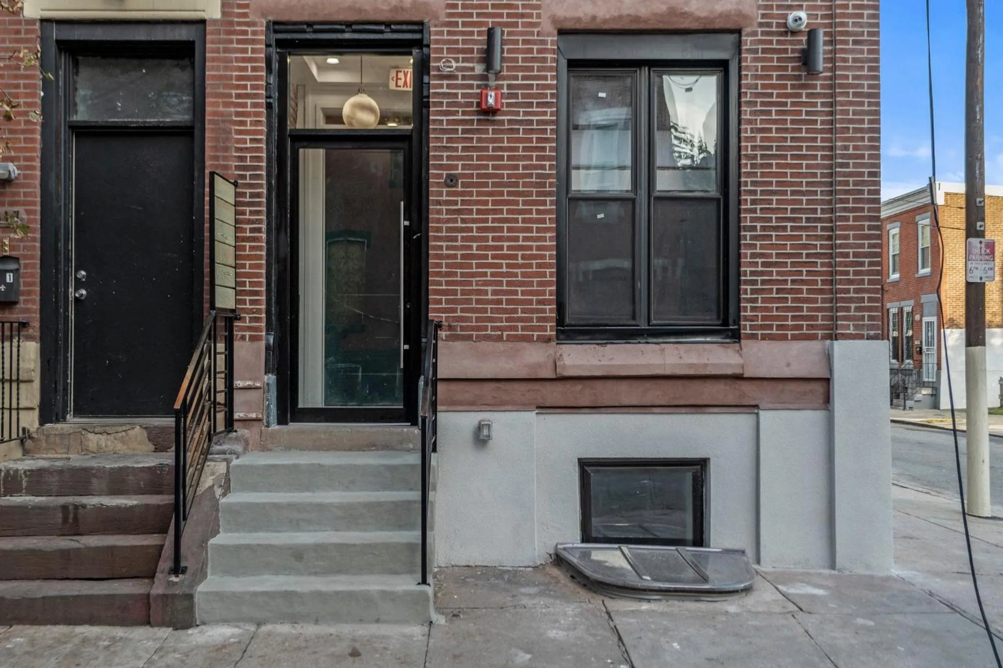 Facade/entrance in Goodseed Suites Philadephia Center