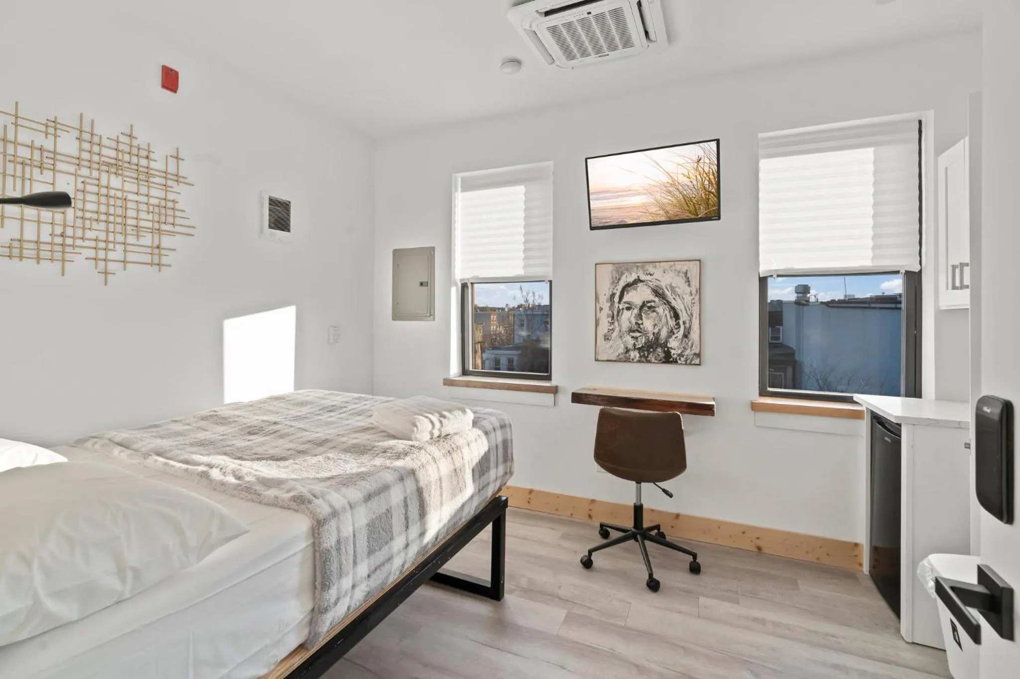 Photo of the whole room in Goodseed Suites Philadephia Center