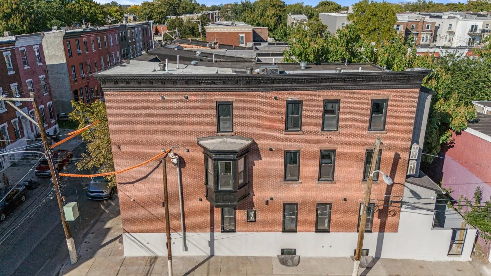 Property building in Goodseed Suites Philadephia Center