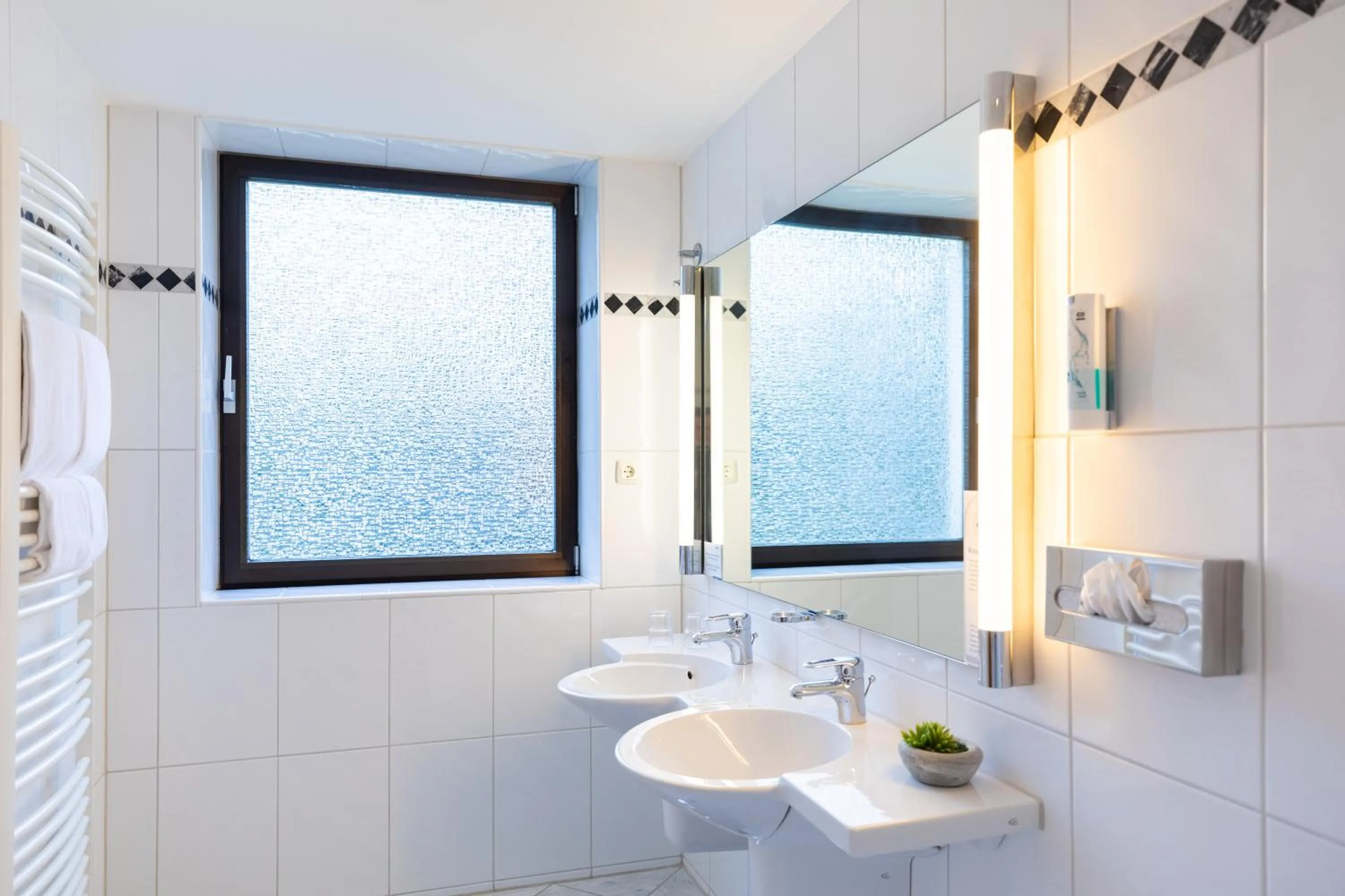 Bathroom in Select Hotel Silence Garden Köln