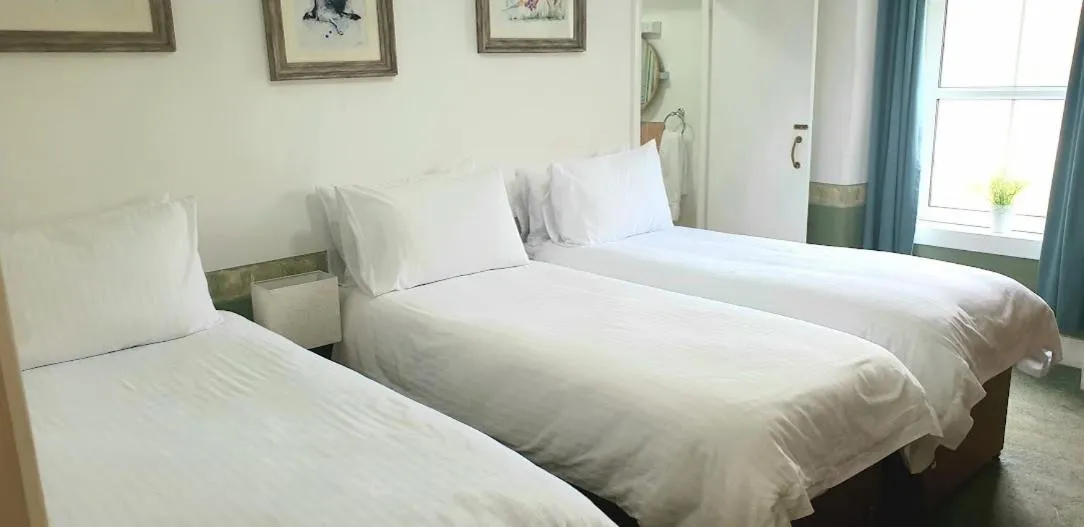 Bedroom, Bed in The Osprey Hotel