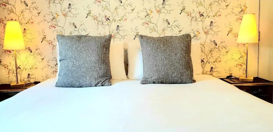 Bedroom, Bed in The Osprey Hotel