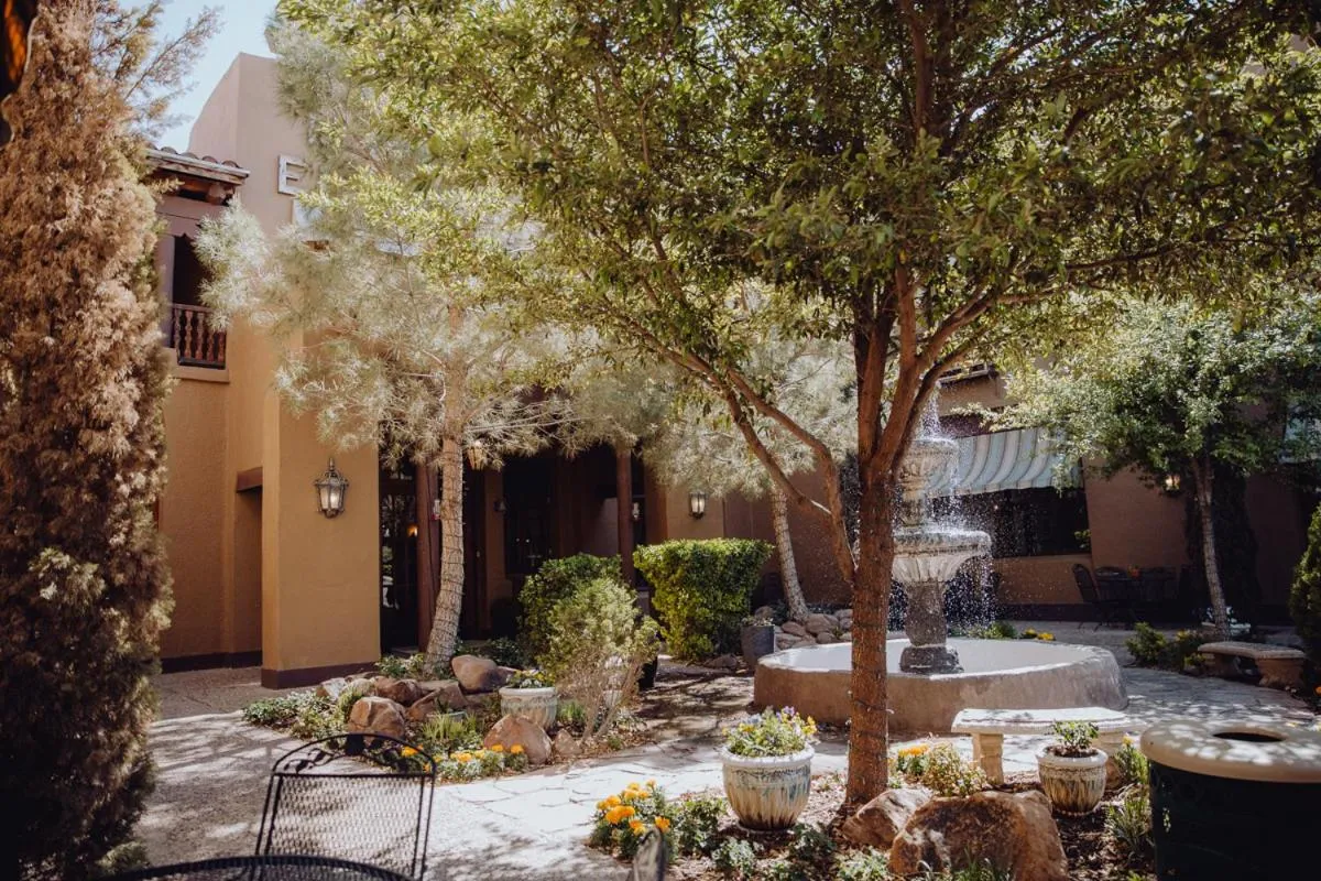 Garden in Hotel El Capitan