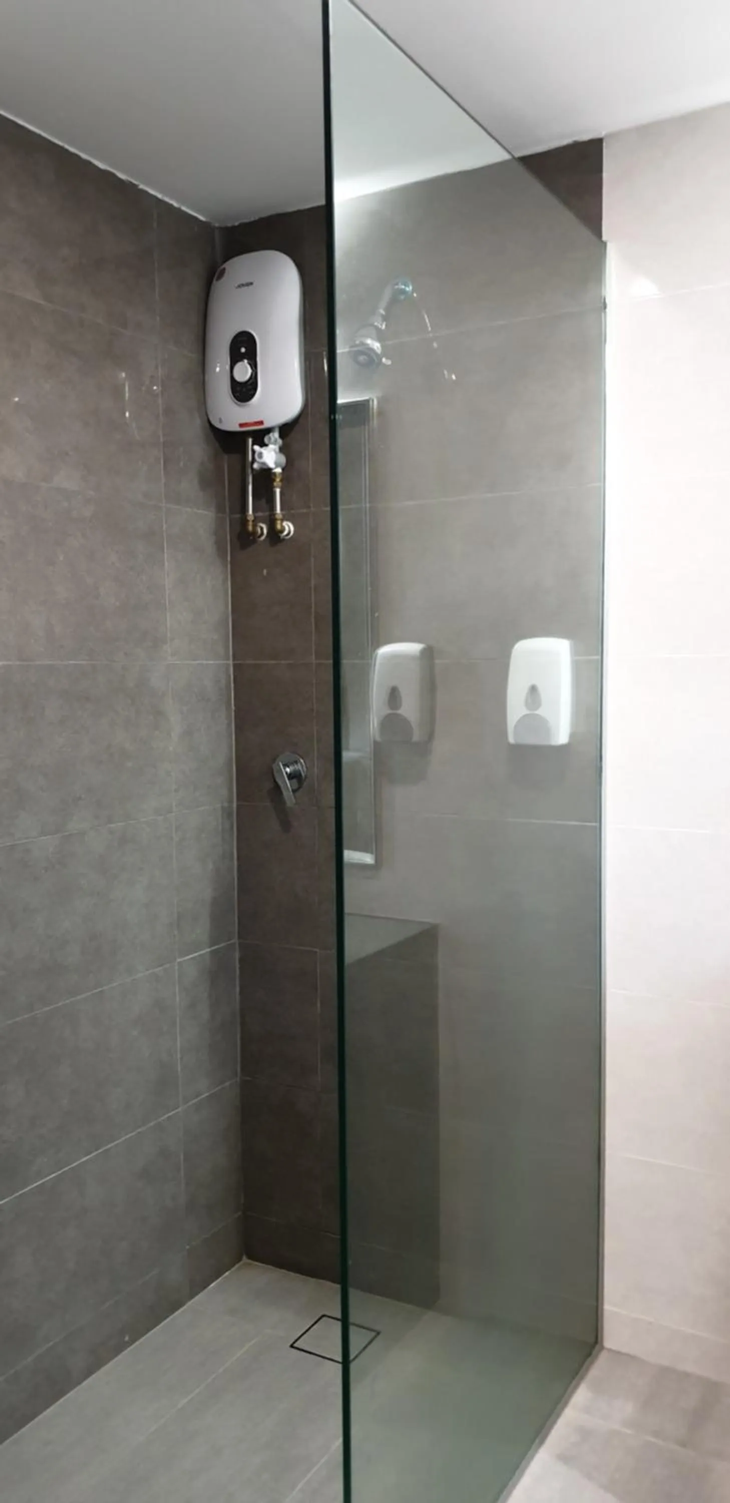 Bathroom in Hotel Samila