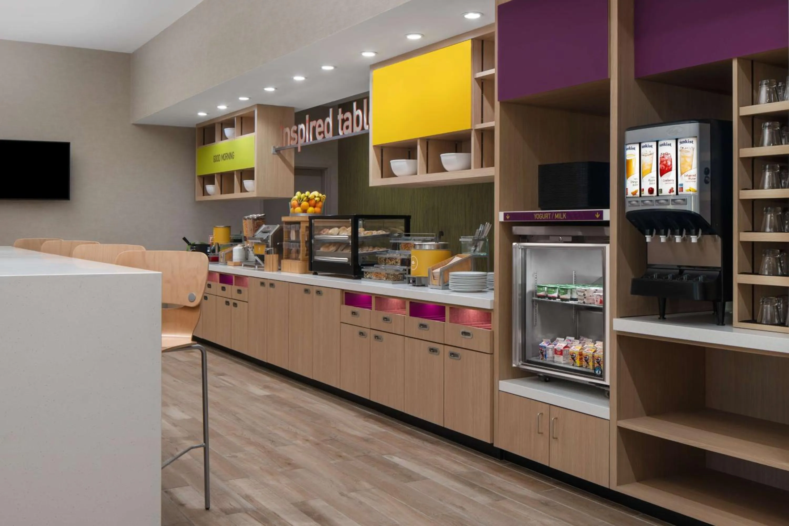 Breakfast in Home2 Suites By Hilton Carlsbad New Mexico