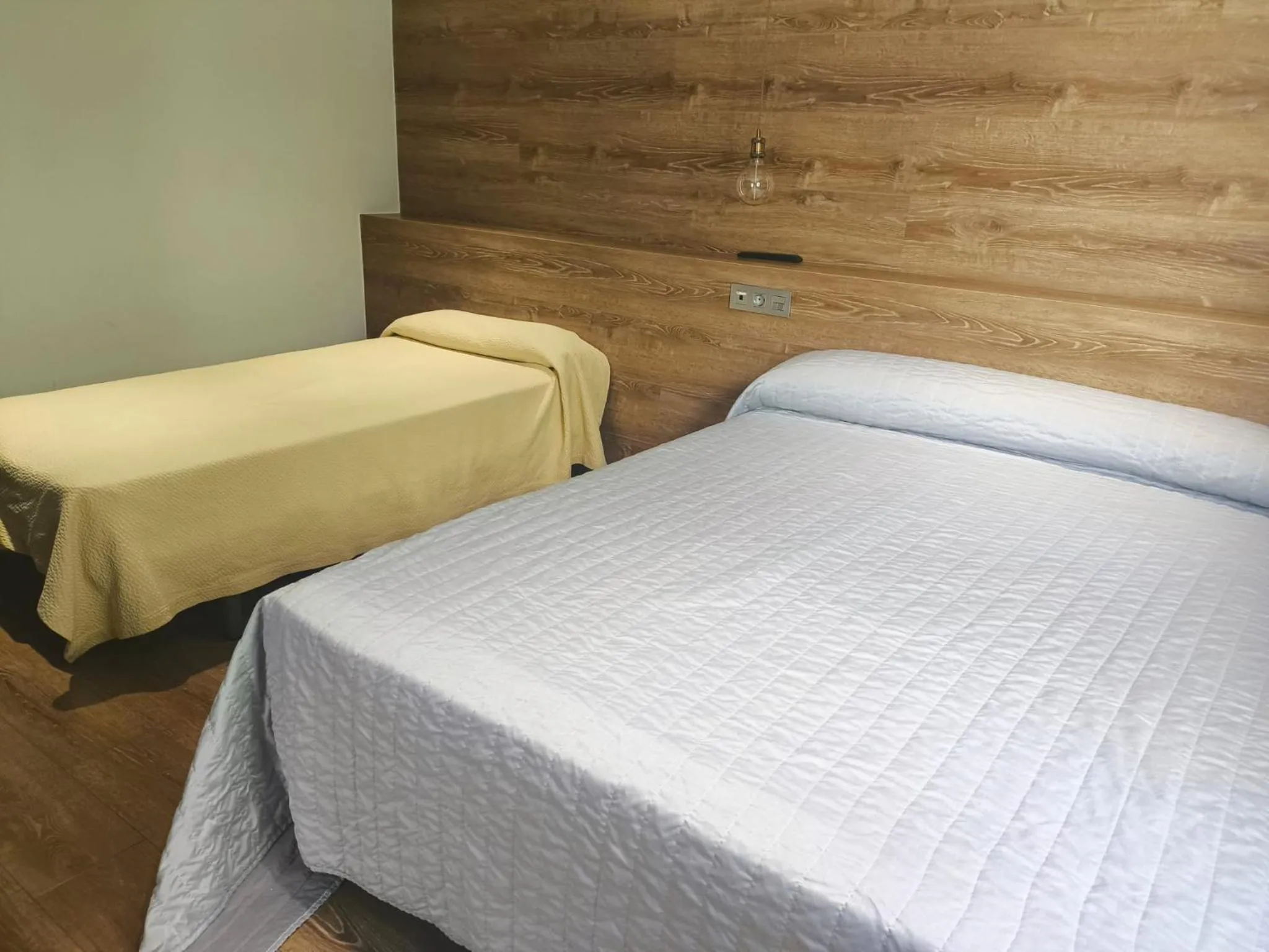 Bed in HOTEL ALCAZAR